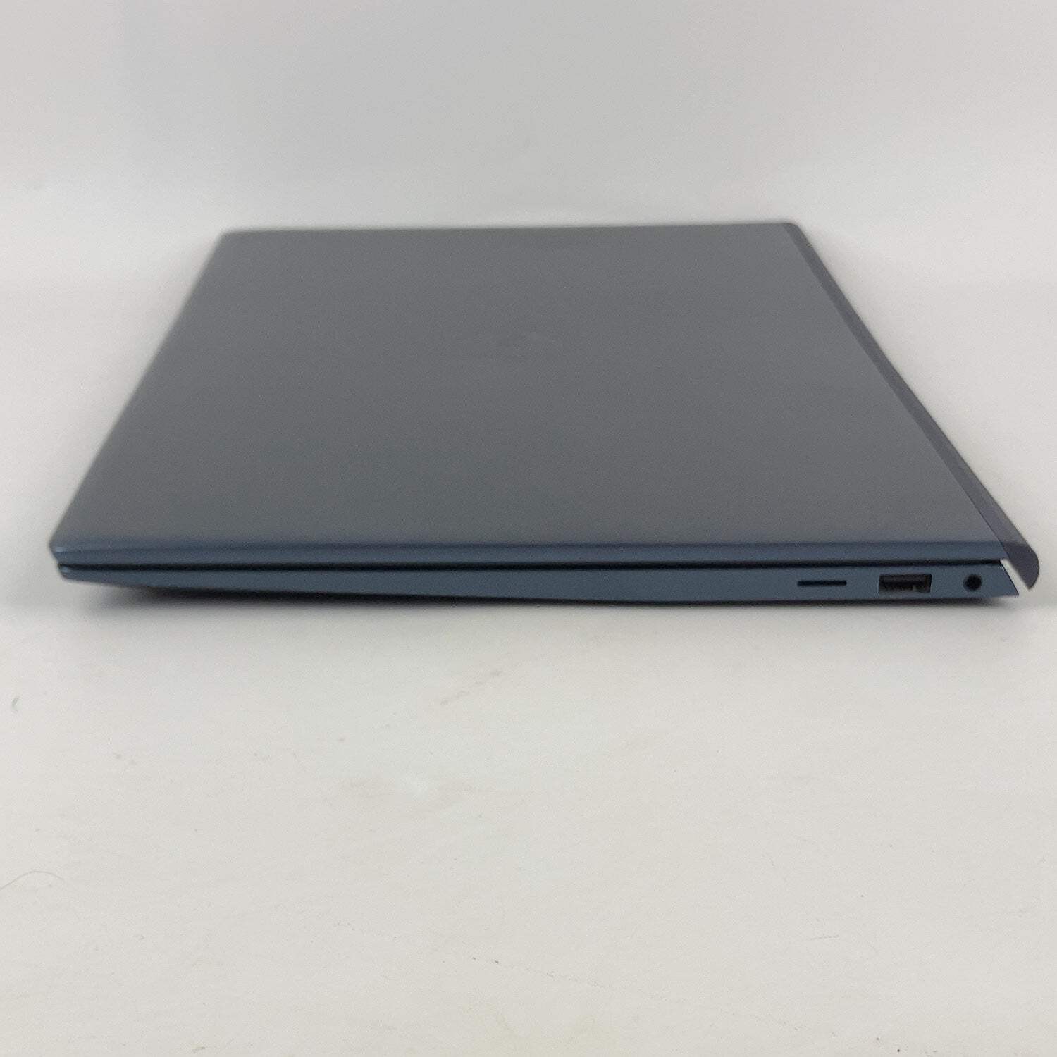 Dell Inspiron 5501 15″ i5-1035G1 1.0GHz 12GB RAM 256GB SSD
