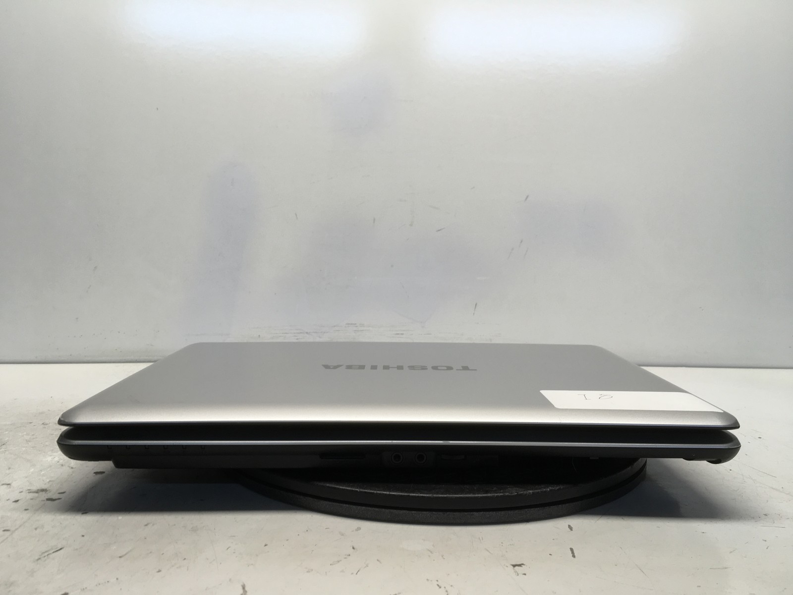 Toshiba SatelliteL455-S5975 Intel Celeron 900 2.2GHz 2 GB NO HDD No Batt