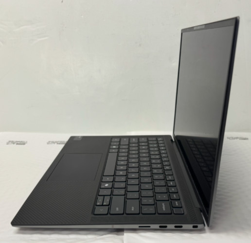 Dell 5490 Precision Workstation Laptop -Ultra 9 185h U9 64GB 1TB RTX 2000 ada
