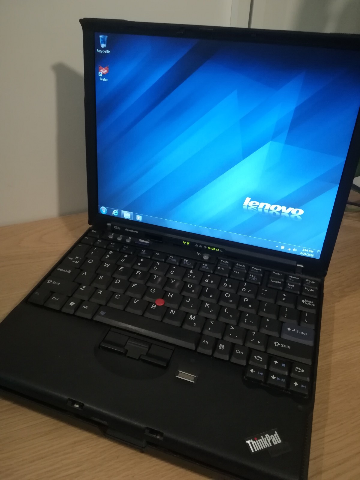 Lenovo ThinkPad X61s Core 2 Duo 1.6Ghz Windows XP Windows 7
