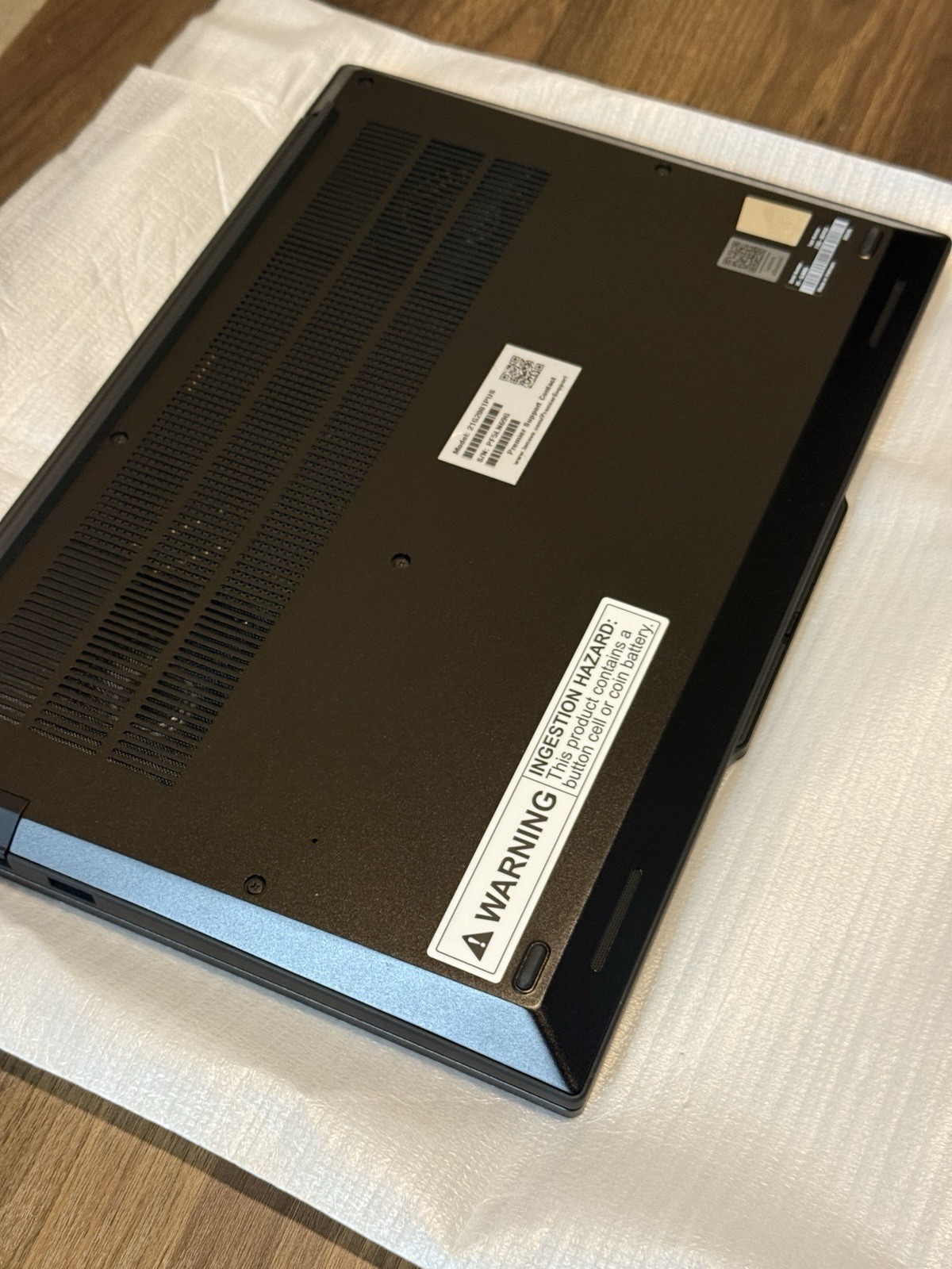 LENOVO ThinkPad P14s Gen 5 WQXGA 2.5k Ultra 7 165H 32GB 512GB SSD RTX 500 Ada