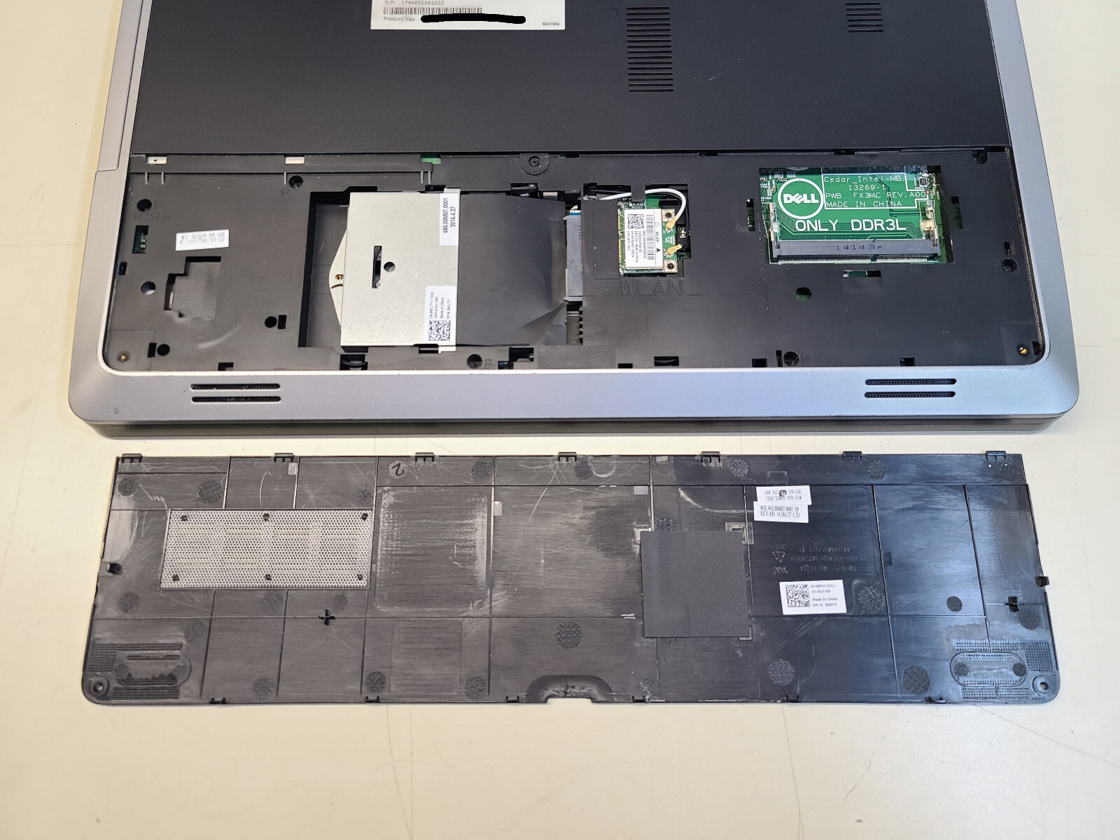 Dell Inspiron 17 5748 17.3″ i7-4510U NO RAM/HDD/AC ADAPTER PARTS/REPAIR