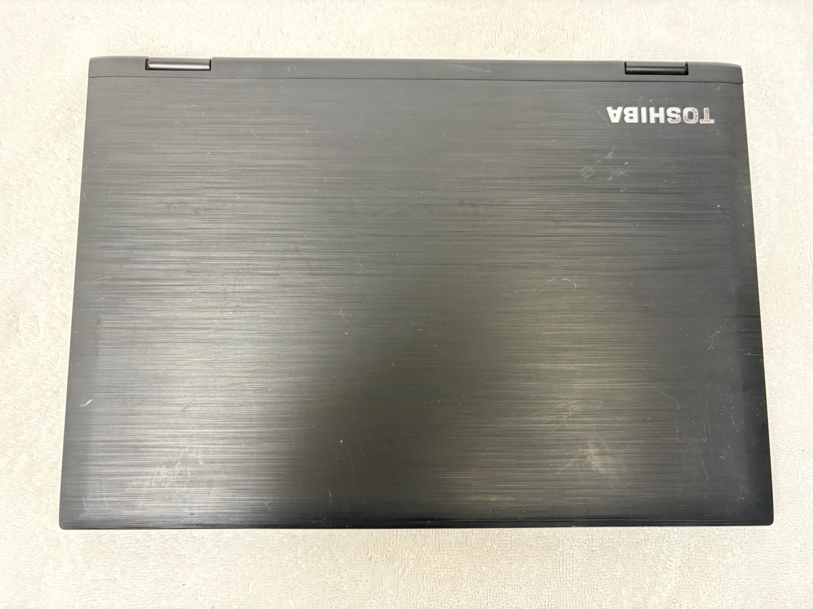 Toshiba Satellite E45W C4200X 14″ *PLEASE READ*- For Parts Or Repair-