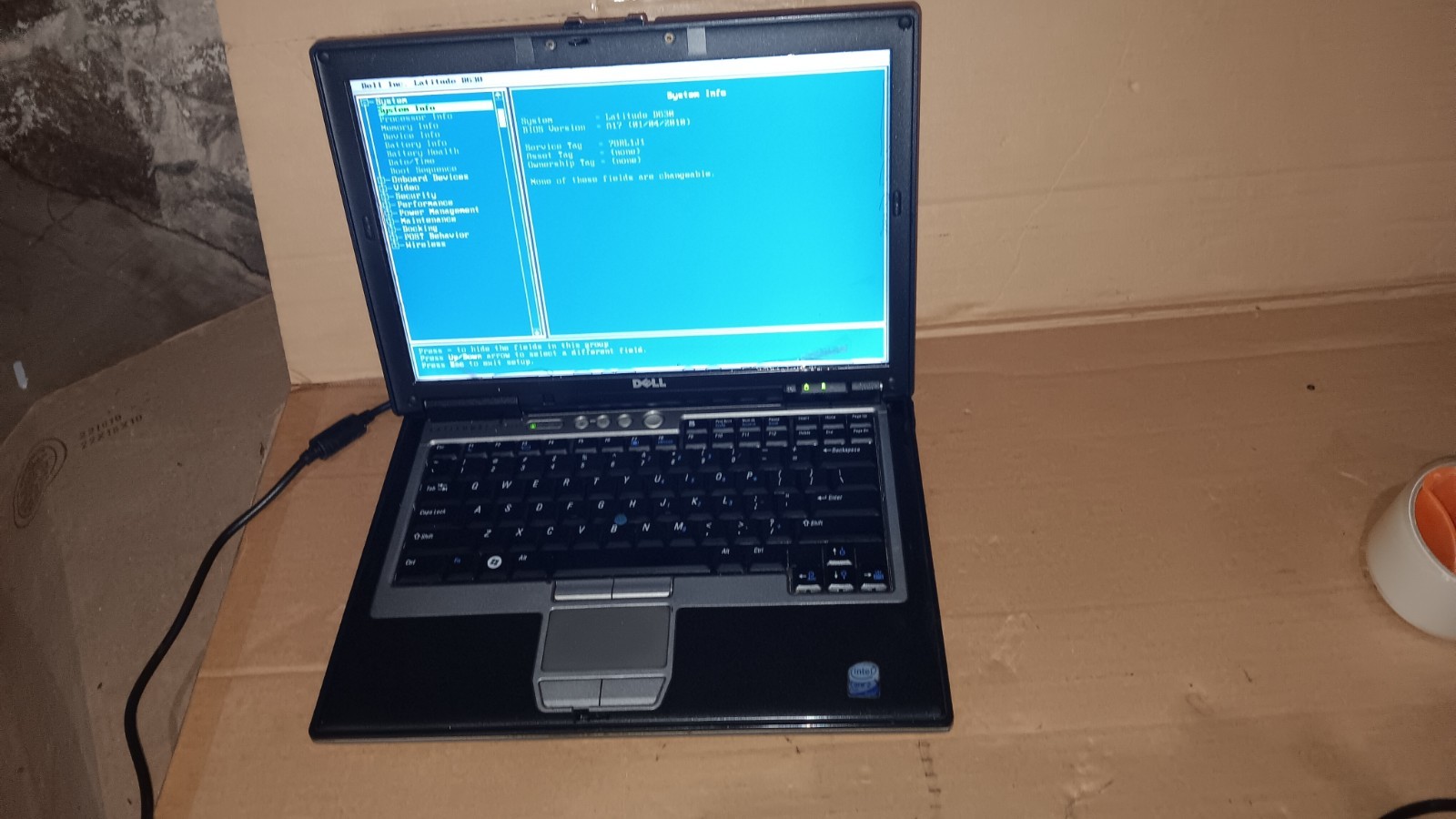 Dell Latitude D630 ATG Rugged Laptop Intel C2D @ 2.20 GHz 80 GB HD 14 LCD Screen