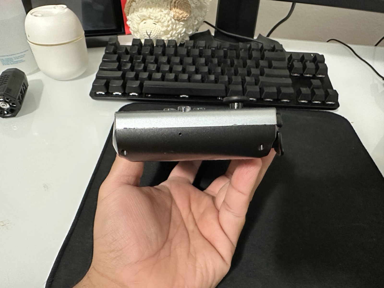GPD Win 3 i7 16GB 1TB SSD 5.5in Win 11 w/ USB-C Dock, Box Black/Silver