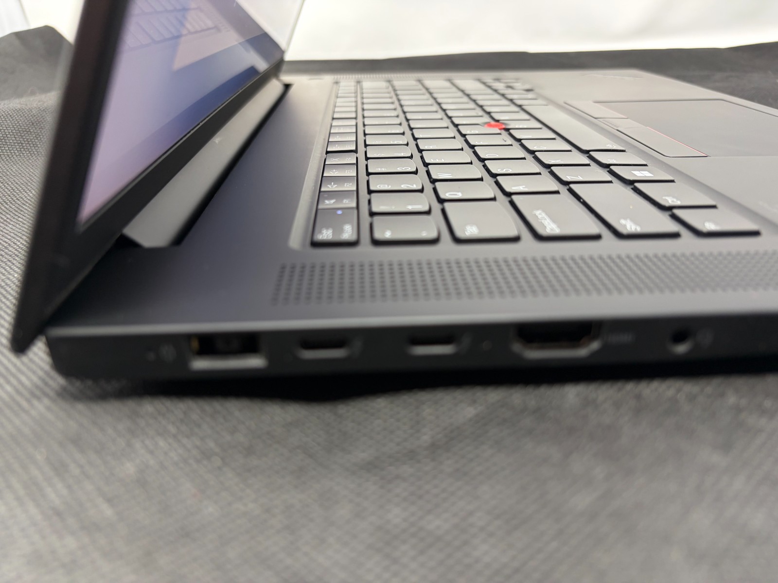 Lenovo ThinkPad P1 Gen 5 4K Intel i7 12800H 32GB RAM 512GB SSD | 8 GB RTX A2000