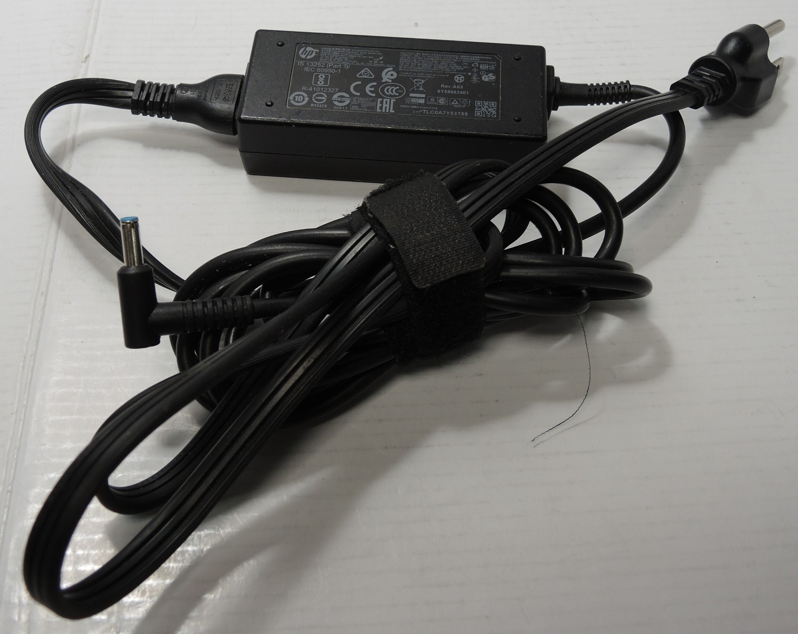 HP Laptop 14-dk1025wm (DEAD, NO POWER, LIQUID DAMAGE, PARTS ONLY, NON-FUCTIONAL)