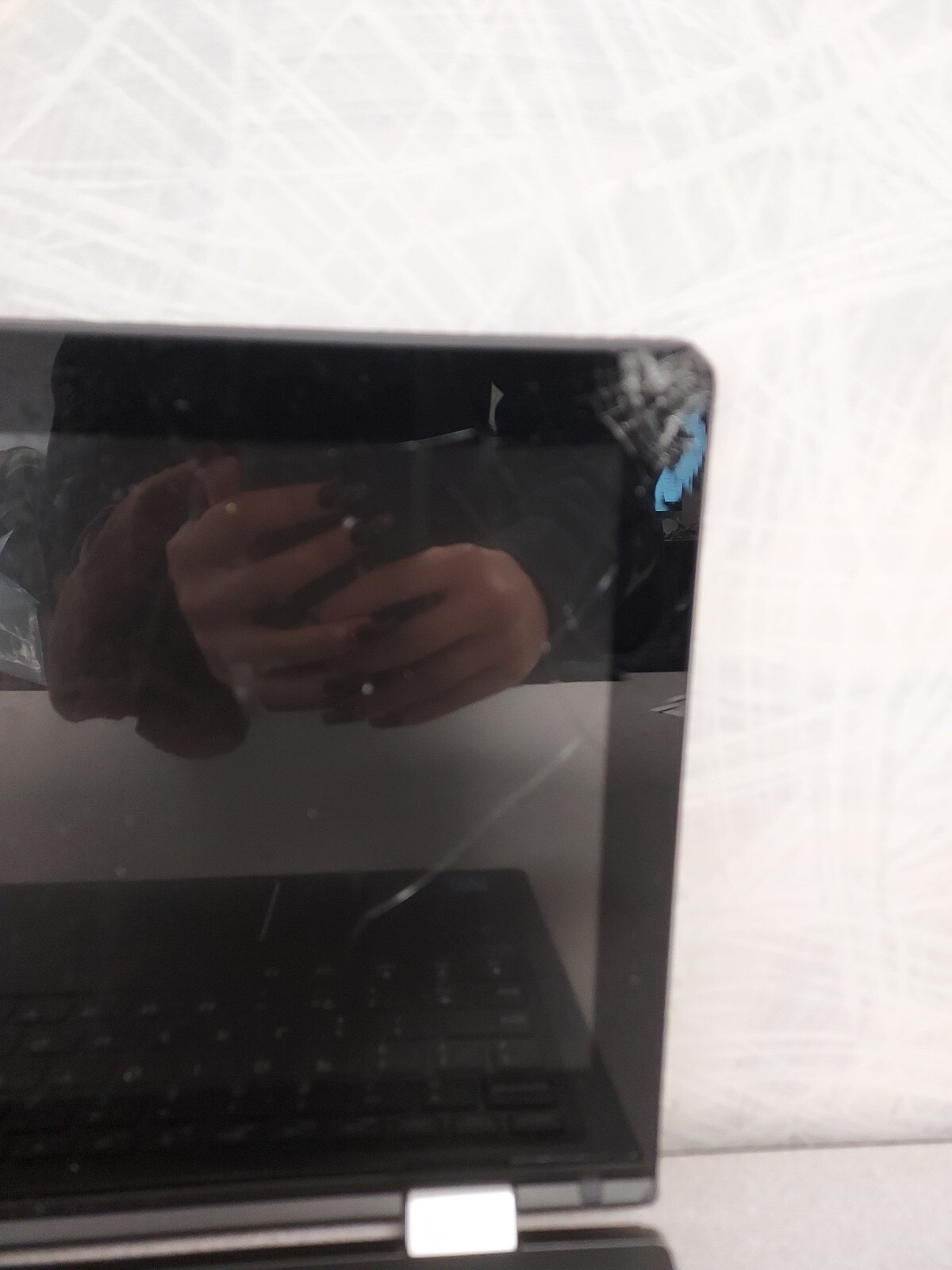 Lenovo Ideapad Flex 4-1130 Celeron N3350- 2GB RAM – 64GB San Disk – WIN 10 READ