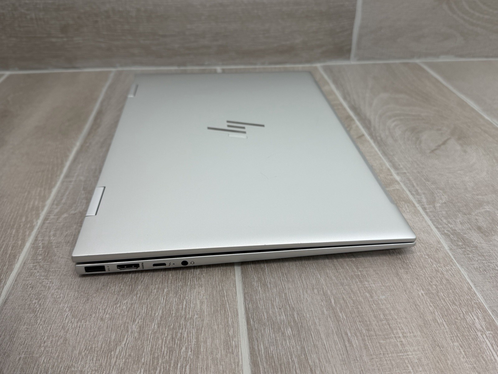 HP Envy x360 15T-ES000 15.6″ Touch Laptop Core i5-1135G7 8GB RAM 256GB NVMe SSD
