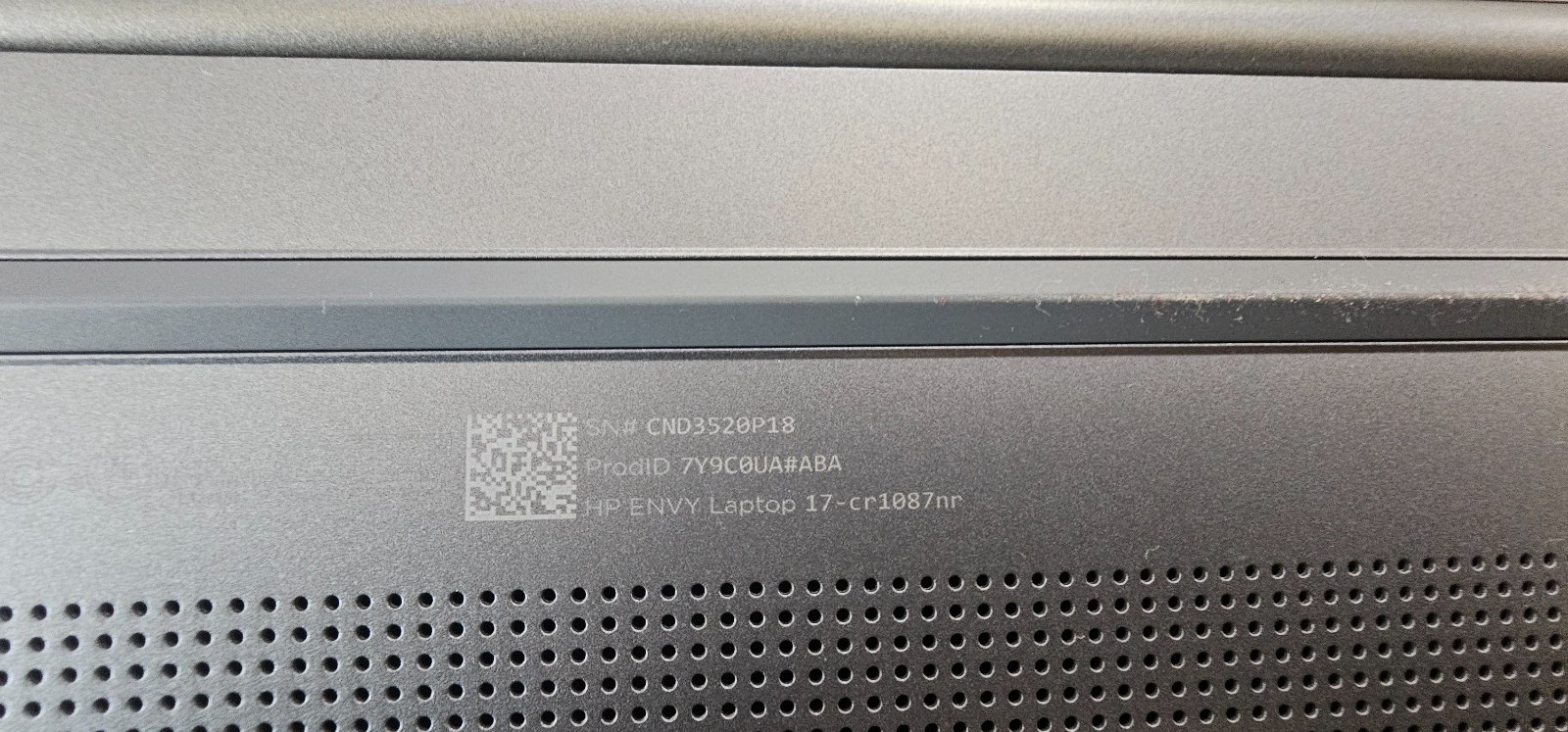 HP Envy 17T-CR100 17.3″ Touch i7-13700H 16GB 512GB SSD W11H, Touch but has issue