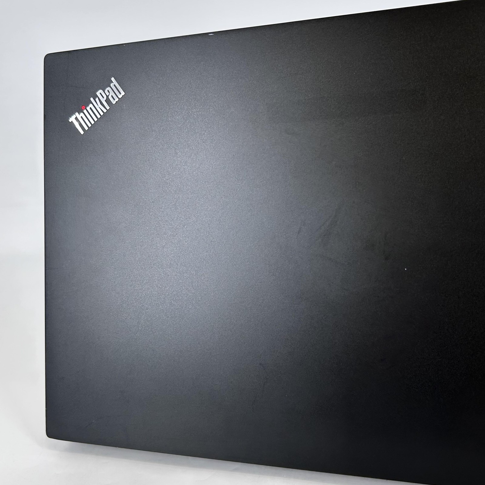 Lenovo ThinkPad E15 Gen 2 15 FHD TOUCH i7-1165G7 2.80GHz 16GB 1TB WHITE SPOTS