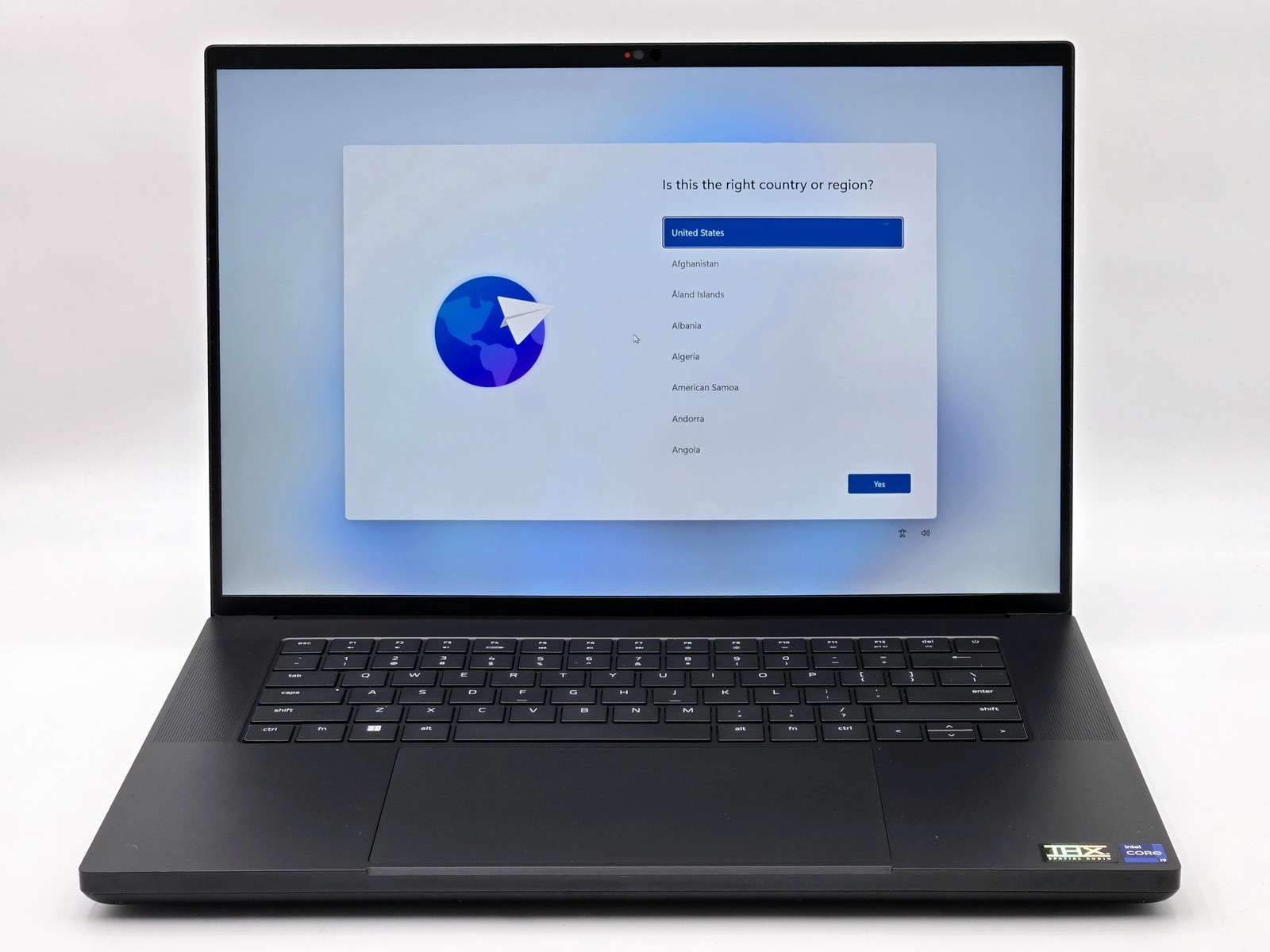 Razer Blade 16 – RZ09-0483 16″ 2560 x 1600 13TH I9-13950HX 1TB SSD 64GB W11