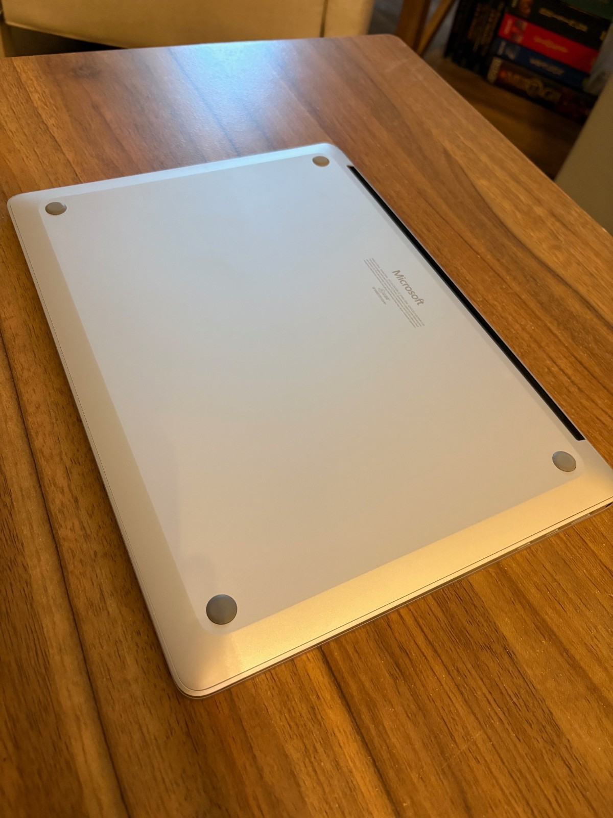 Microsoft Surface Laptop 7th Edition 13.8″ Snapdragon X 3.4GHz 16GB RAM 256 GB