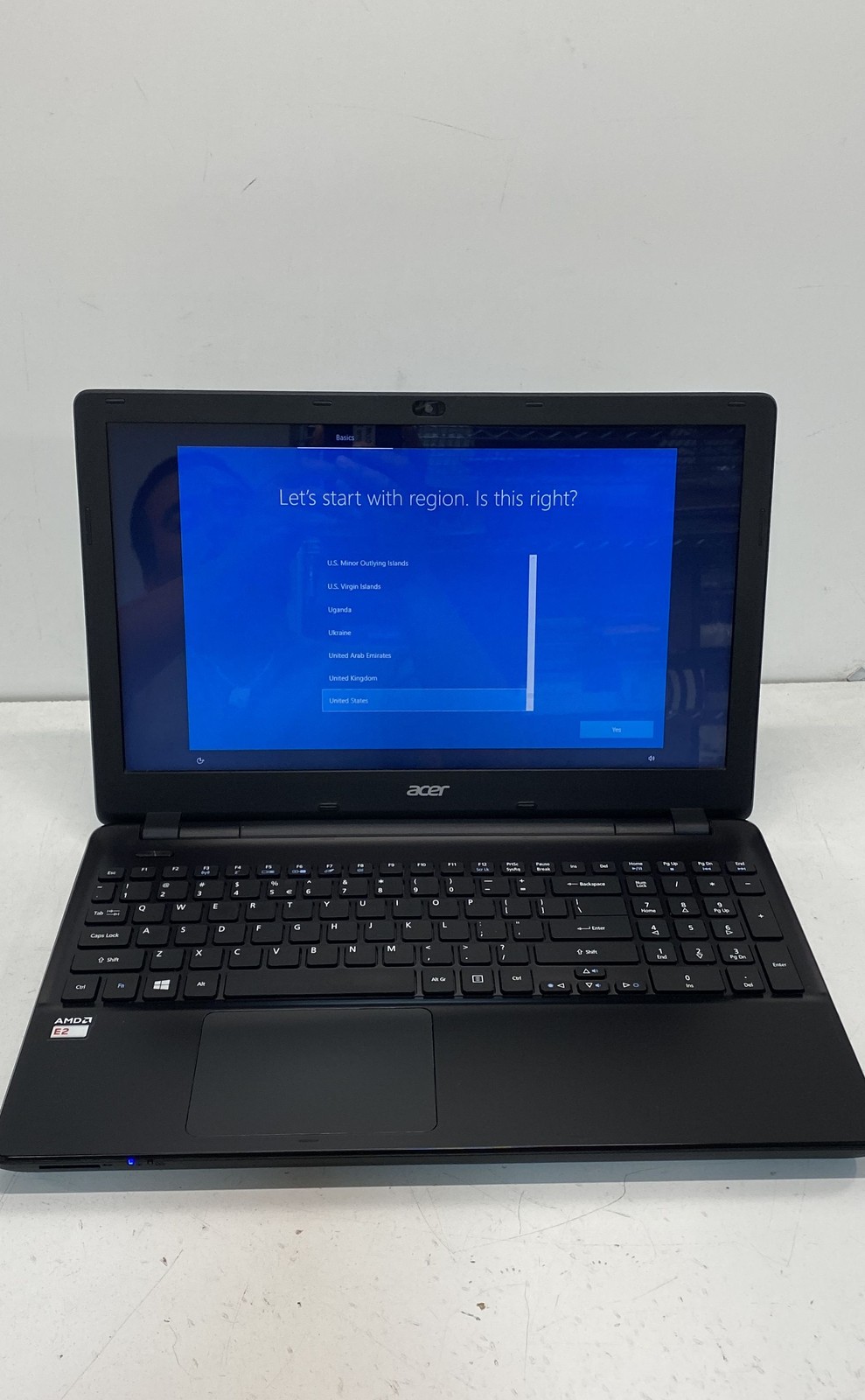 Acer Aspire E5-521 15.6″ Laptop AMD E2 Windows 10 DVD-RW Tested Working