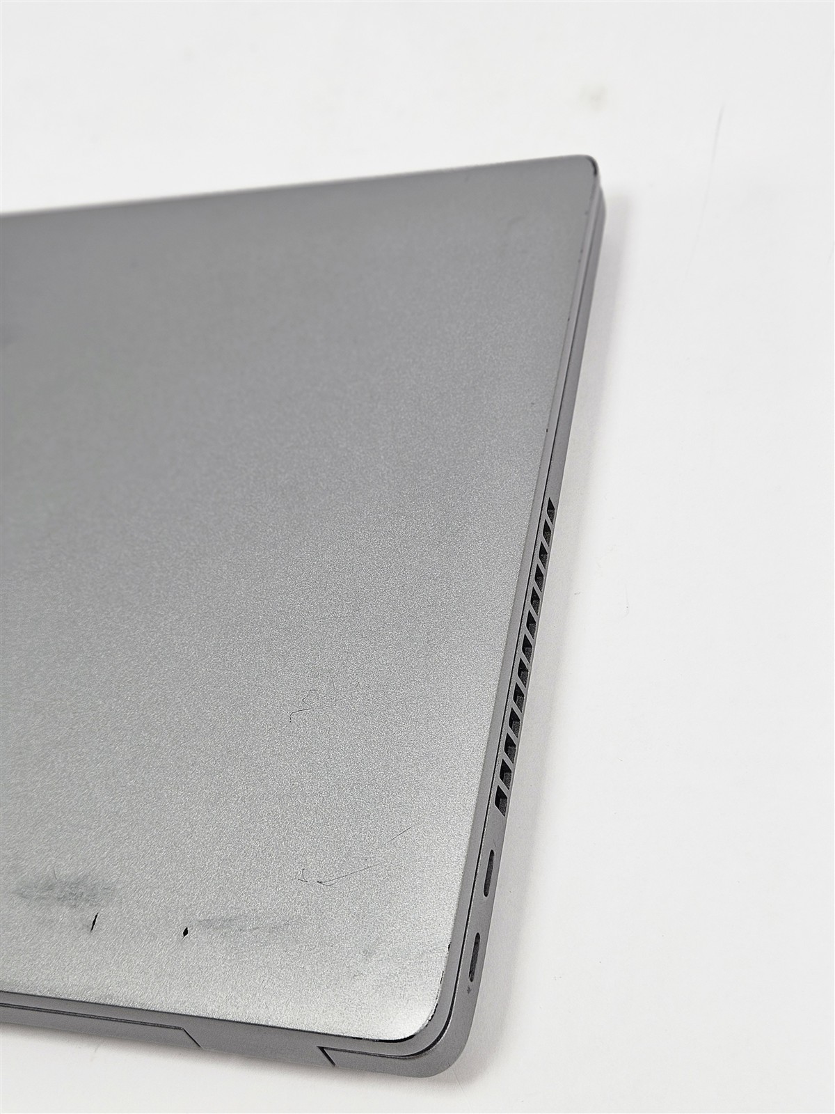 Dell Latitude 14″ 5431 Intel Core i7-1270P 16GB 256GB SSD Backlit Webcam