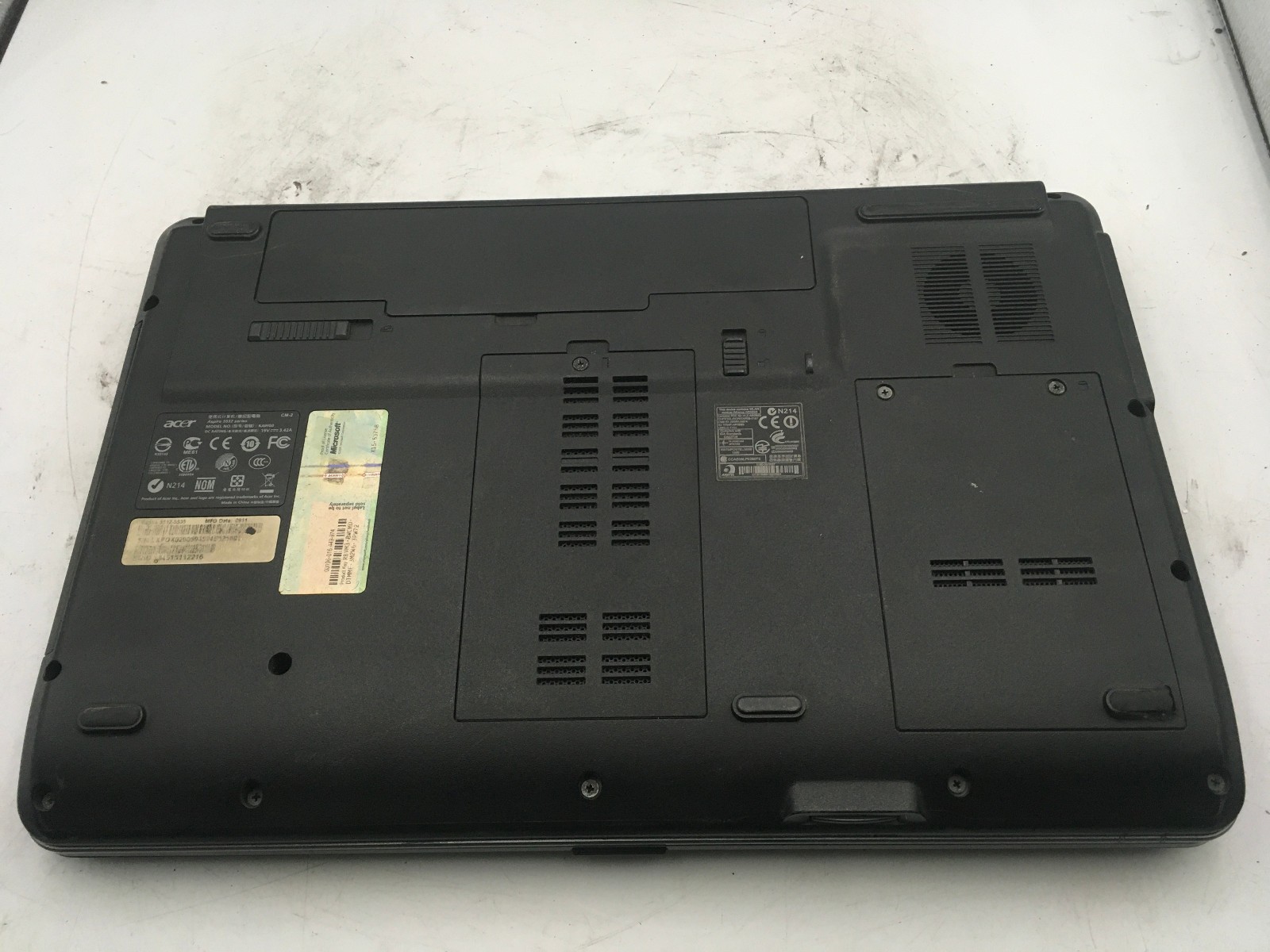 ACER ASPIRE 5532 KAWG0 – FOR PARTS/NO BOOT – AMD ATHLON 64 – 2GB RAM – READ – BB