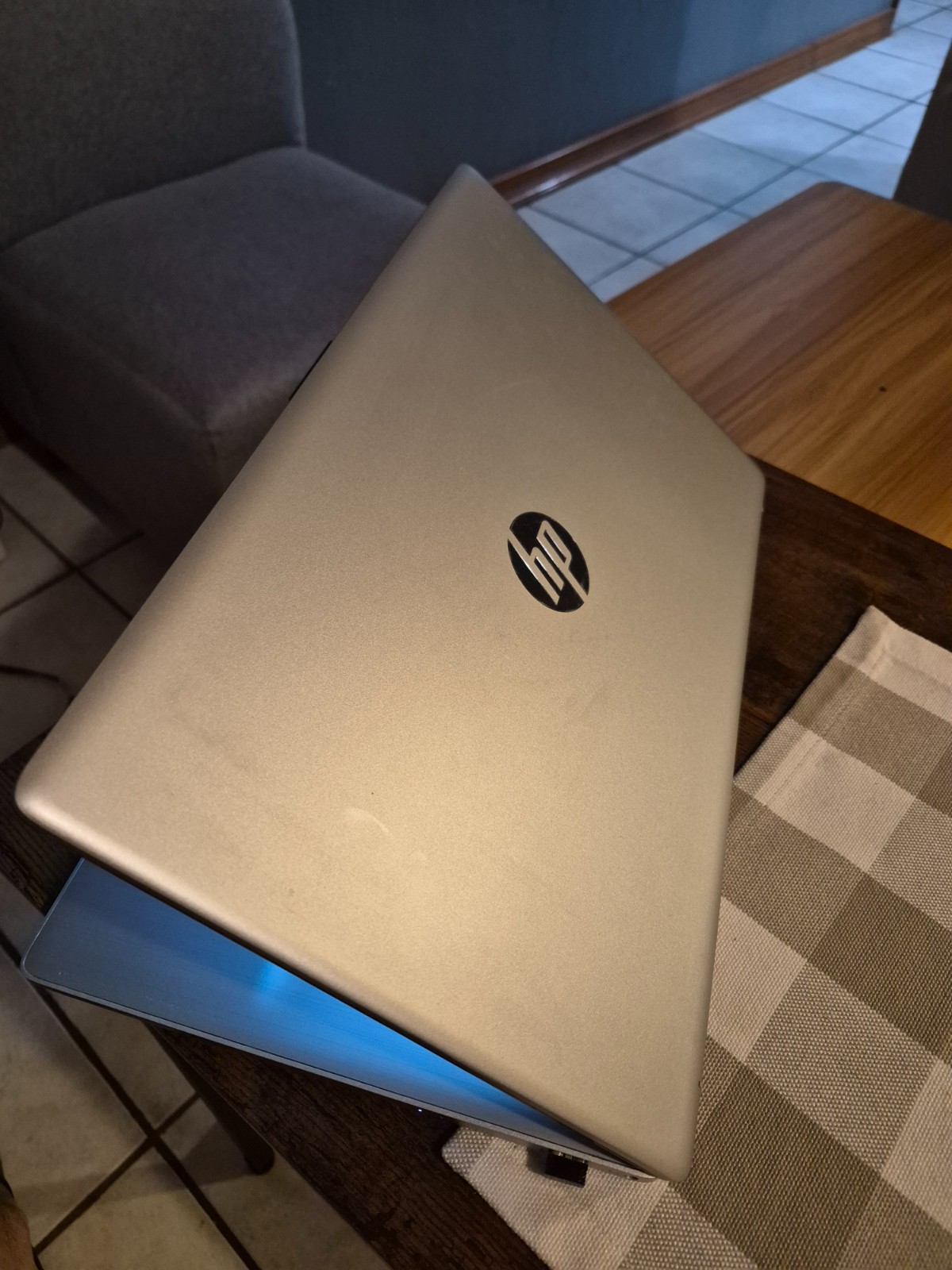 HP 17, 11th Gen Intel(R) Core(TM) i5-1135G7, Intel(R) Iris(R) Xe Graphics