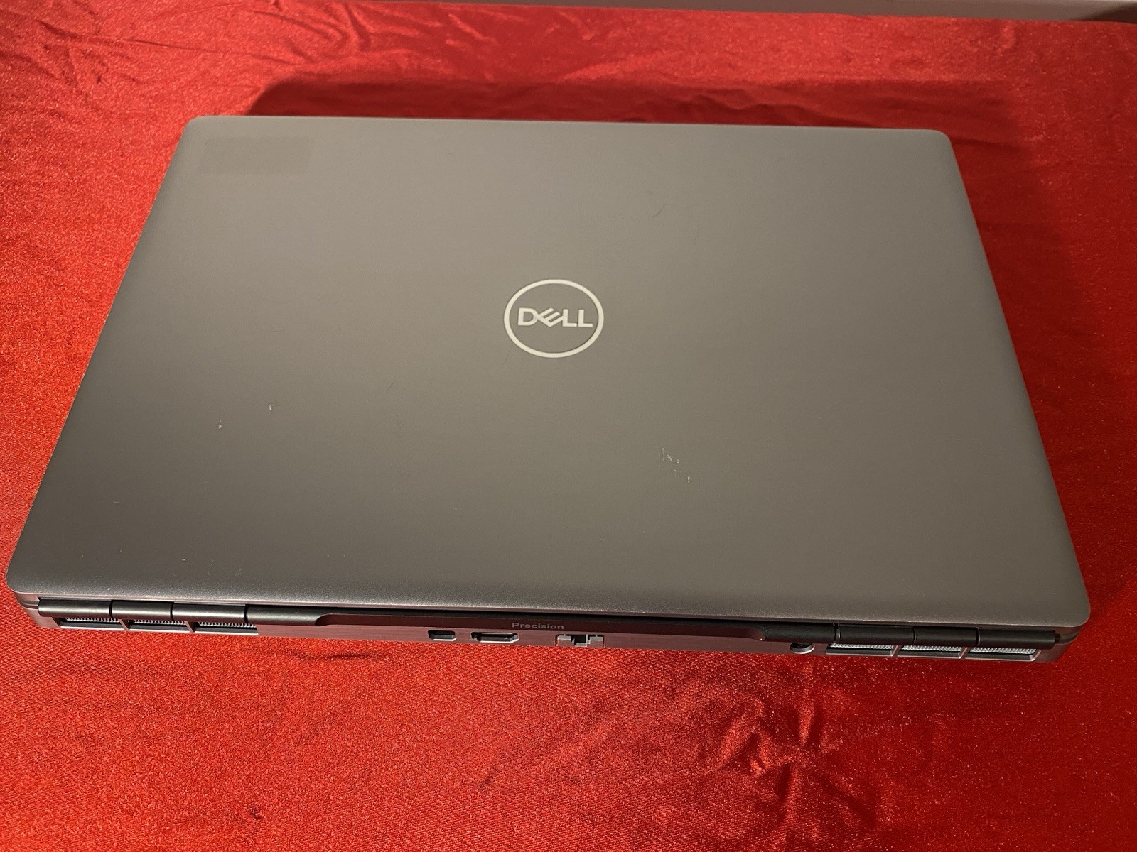 Dell Precision 7550 15.6 4K Intel i7-10850H 2.70GHz 16GB,256GB SSD Quadro T2000