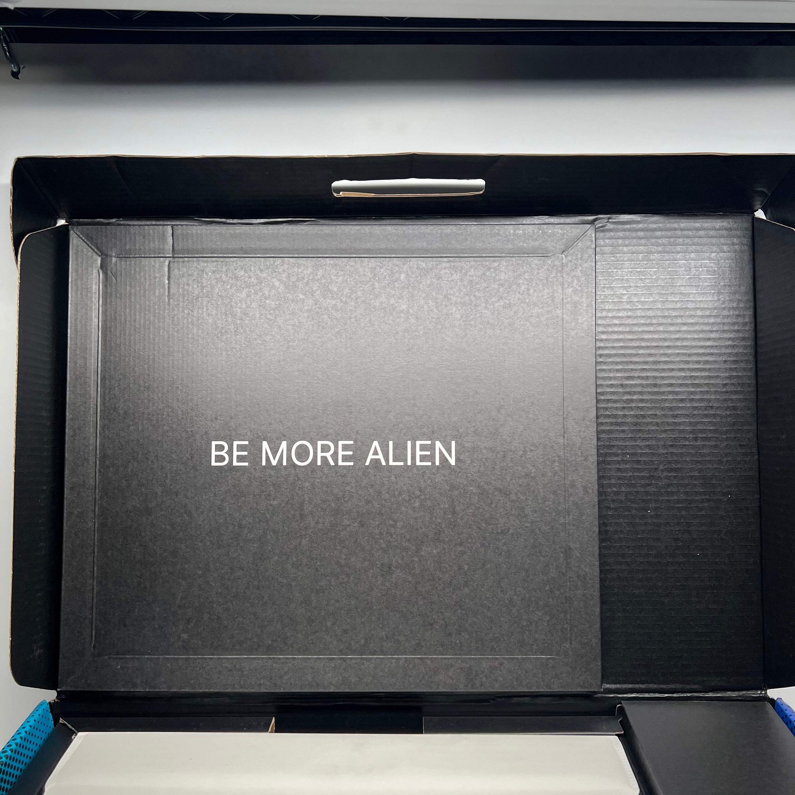 Alienware Area 51 AA18250 18″ Core Ultra 9 275HX 2.7GHz 32GB RAM 2TB SSD