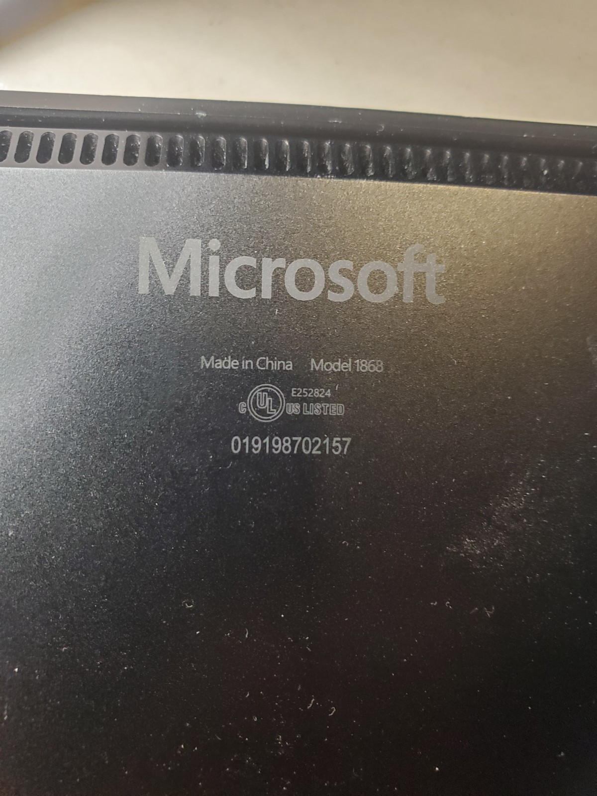 Microsoft Surface Laptop 3 – i5-1035G7 / 8GB RAM / 128GB NVMe – No OS Installed