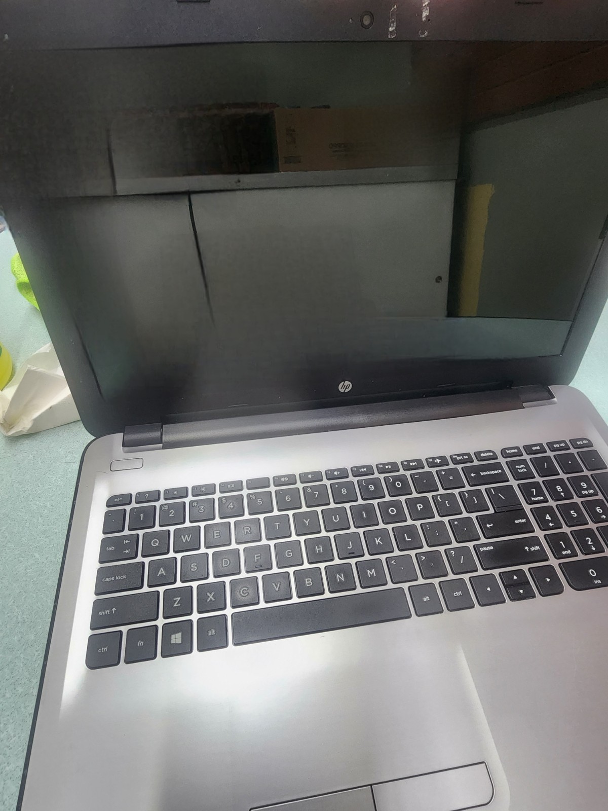 Used HP Pavilion Series 15″ Laptop. Intel Core i3 Processor/16GB RAM/147GB HDD.