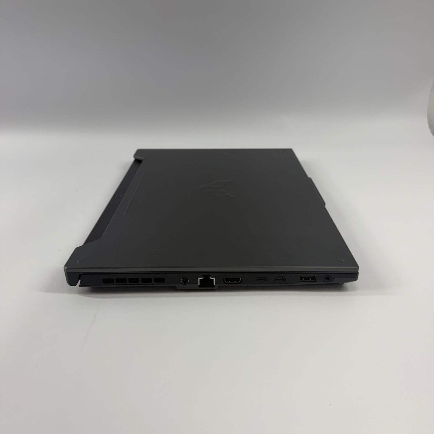 Asus TUF F15 FX507Z 15.6″ i7-13620H 4.9GHz 16GB RAM 1TB SSD GeForce RTX 4070