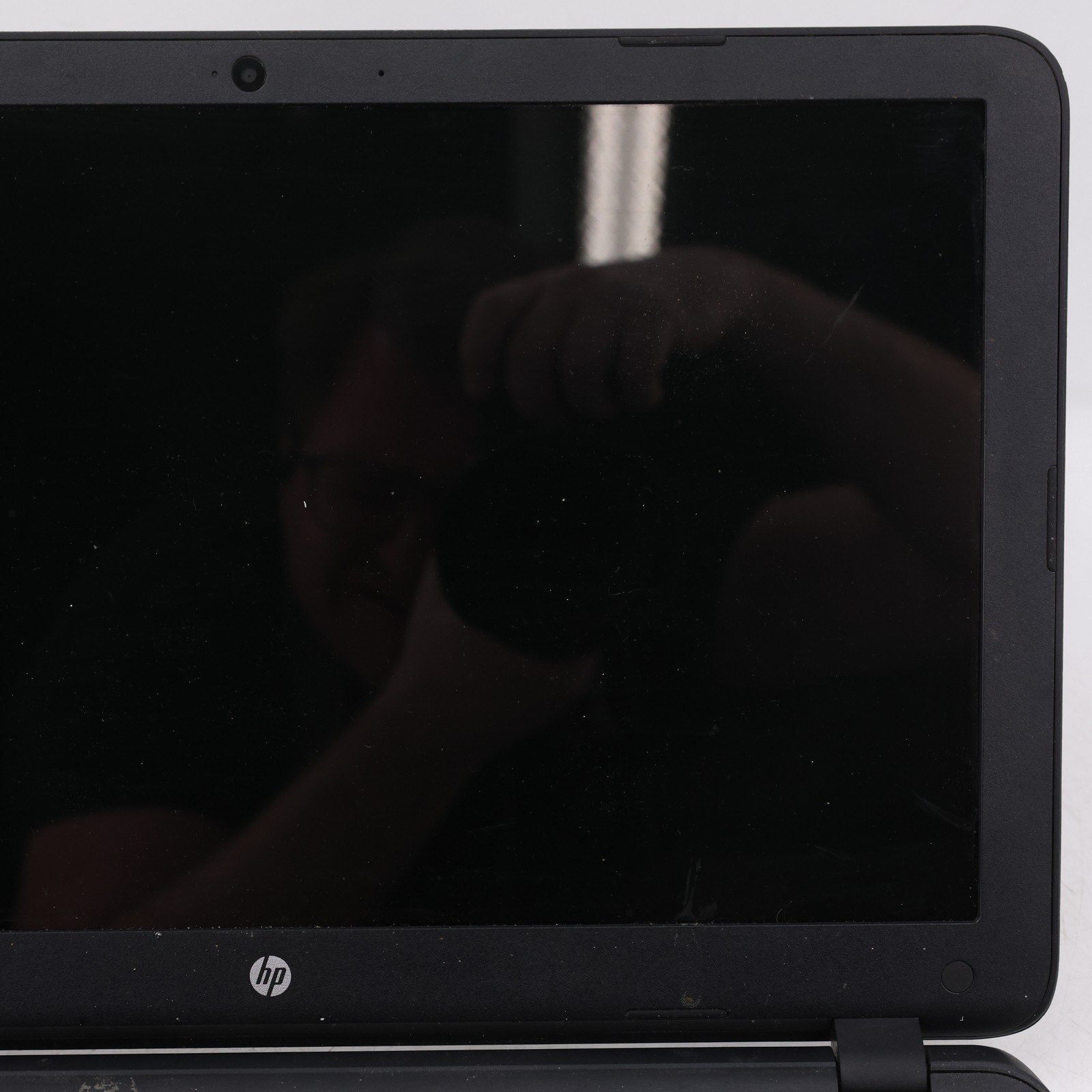 HP 15-f009wm 15.6″ Laptop AMD E1-2100 1.0GHz 4GB RAM 500GB HDD J2V78UA#ABA Grade