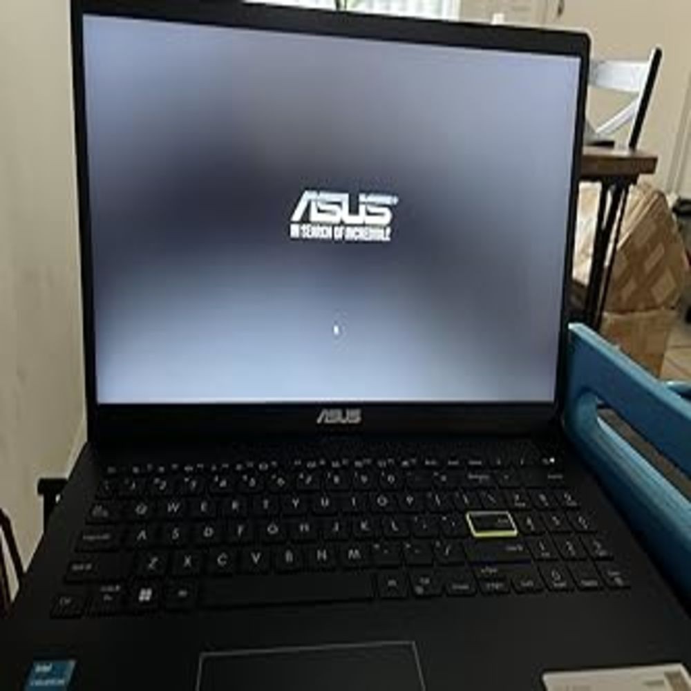 ASUS 15.6″ Vivobook Slim Go L510KA-ES04 N4500 4GB 128GB Win11 Star Black