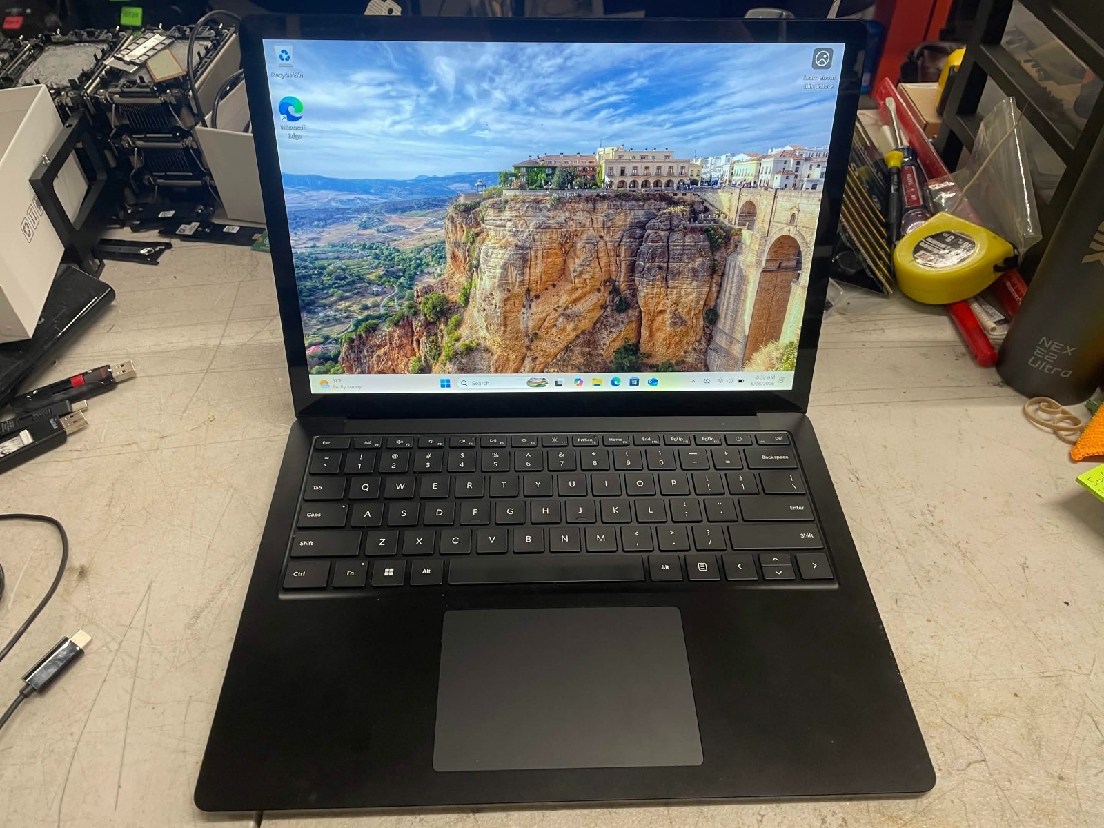 Microsoft Surface Laptop 5 13.5” 1951 Intel i7-1265U 16GB RAM 512GB NVME NO PS