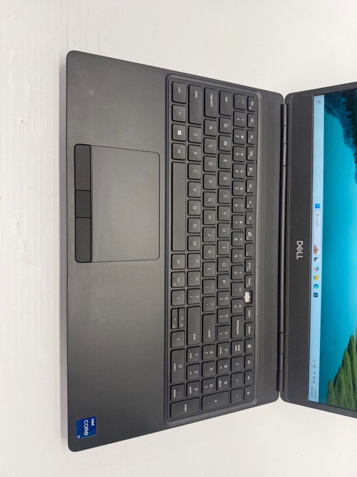 Dell Precision 7560 Laptop – 2.5 GHz i7-11850H 32GB 512GB Cam NVIDIA T1200 15.6″