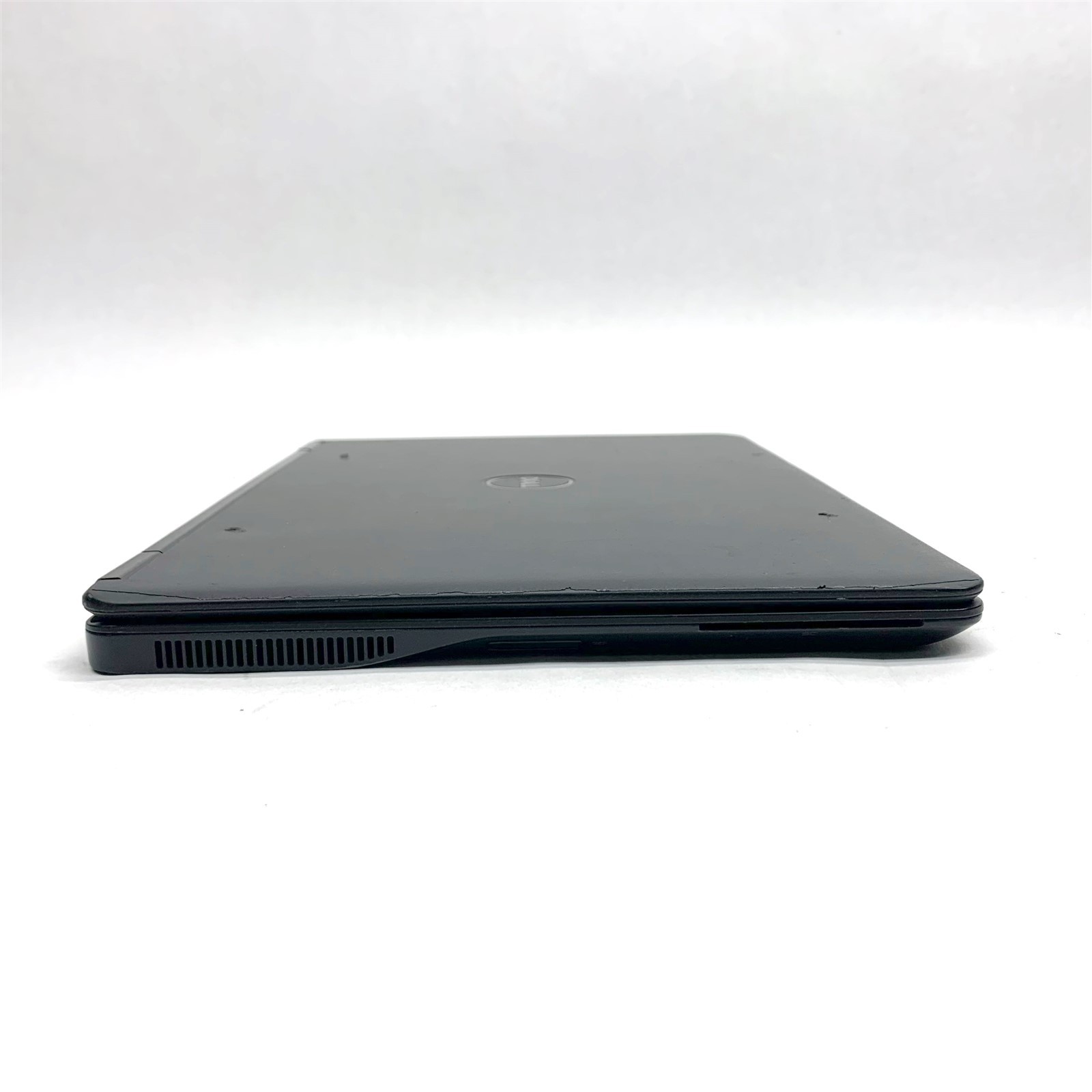 Dell Latitude E7450 14″ FHD Intel Core i5-5300U 2.3GHz 8GB 250GB SSD Windows 11