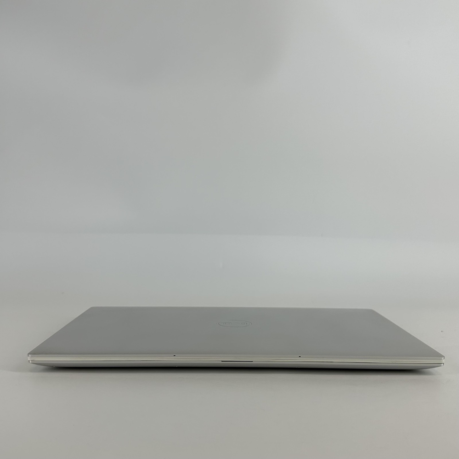 Dell XPS 15 9520 3.5K TOUCH 2.3 GHz i7-12700H 64GB 512GB SSD RTX 3050 Very Good