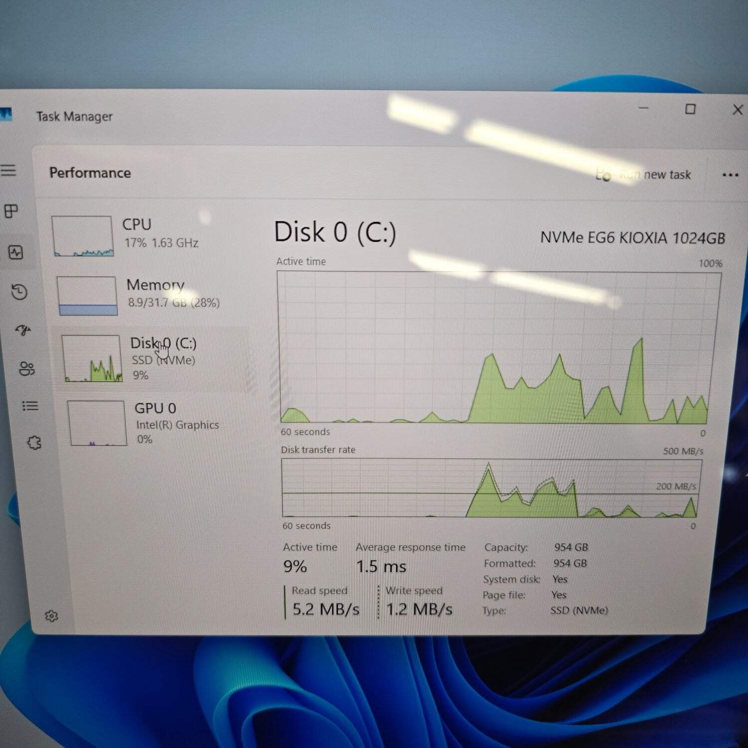 Dell Inspiron P131F 16″ Core Ultra 7 150U 1.8GHz 32GB RAM 1TB SSD