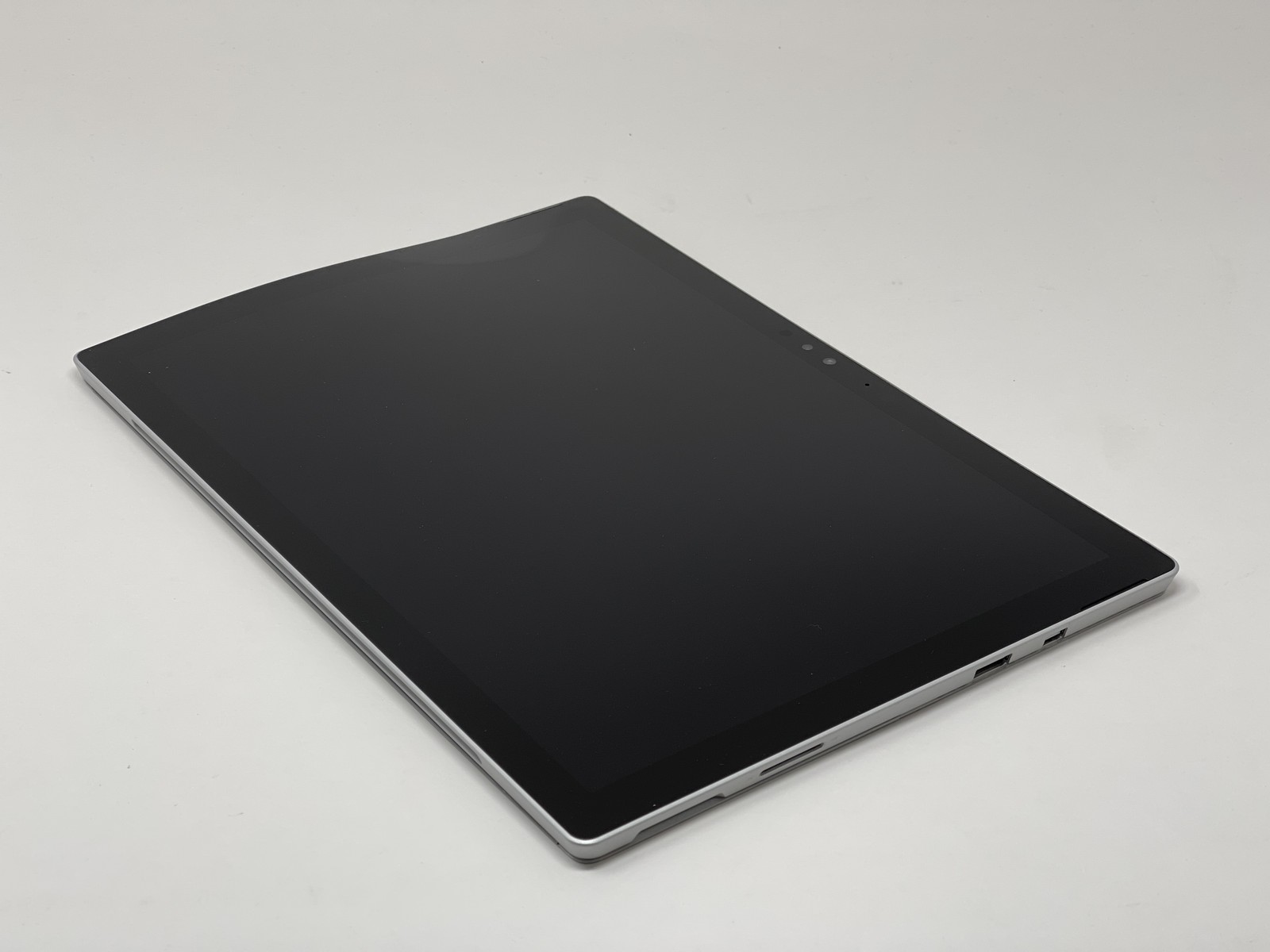 Microsoft Surface Pro 4 128GB Intel Core m3 4GB RAM 1724 DEFECTIVE