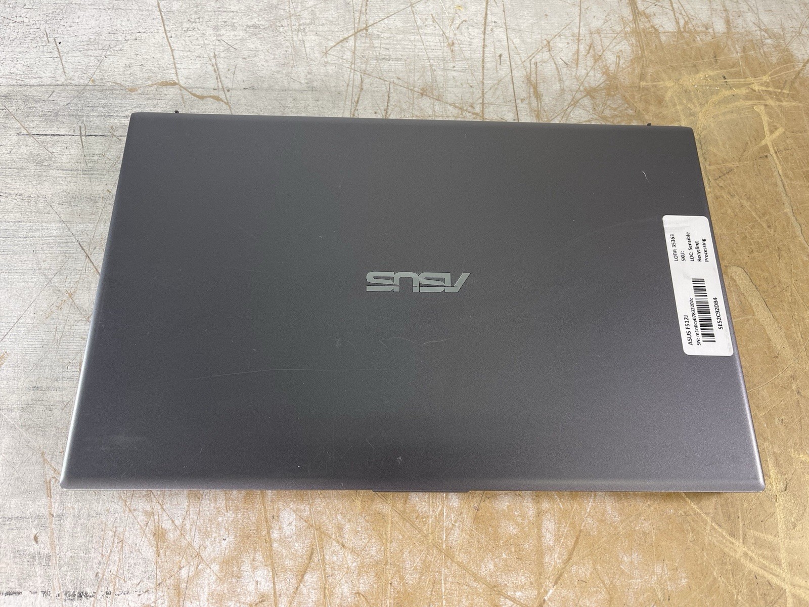 ASUS VIVOBOOK F512J i3-1005G1 @ 1.20 GHz, 12GB RAM, NO HDD/OS