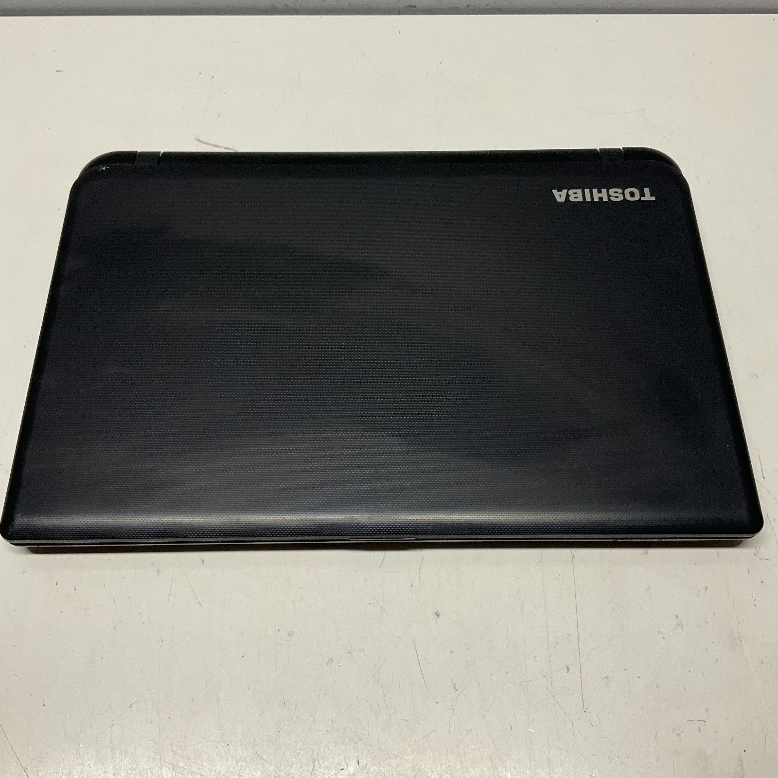 Toshiba Satellite C55-B Laptop Intel Celeron N2840 @ 2.16 GHz 4GB 500GB HDD