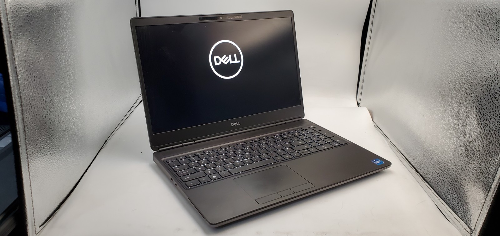 Dell Precision 7560 Laptop Intel Core i7-11th Gen 16GB RAM 1TB SSD W11P