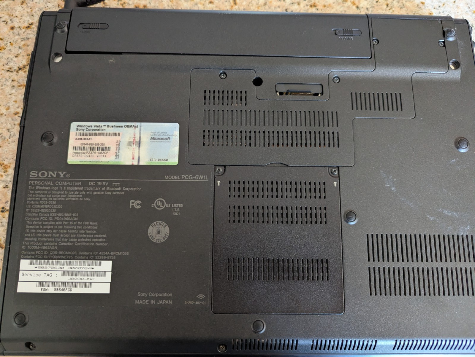 💻 Sony VAIO PCG-6W1L Laptop & AC Adapter selling AS-IS. Works