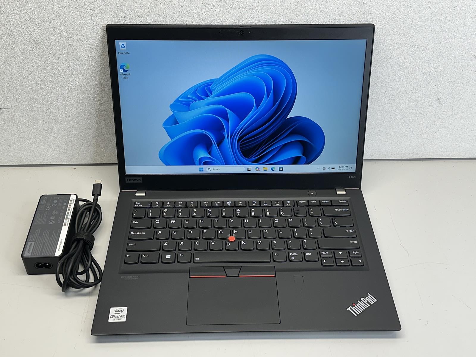 Lenovo Thinkpad T14s Gen1 i7-10610U @ 1.80GHz 16GB RAM 256GB NVMe Win11Pro 4216