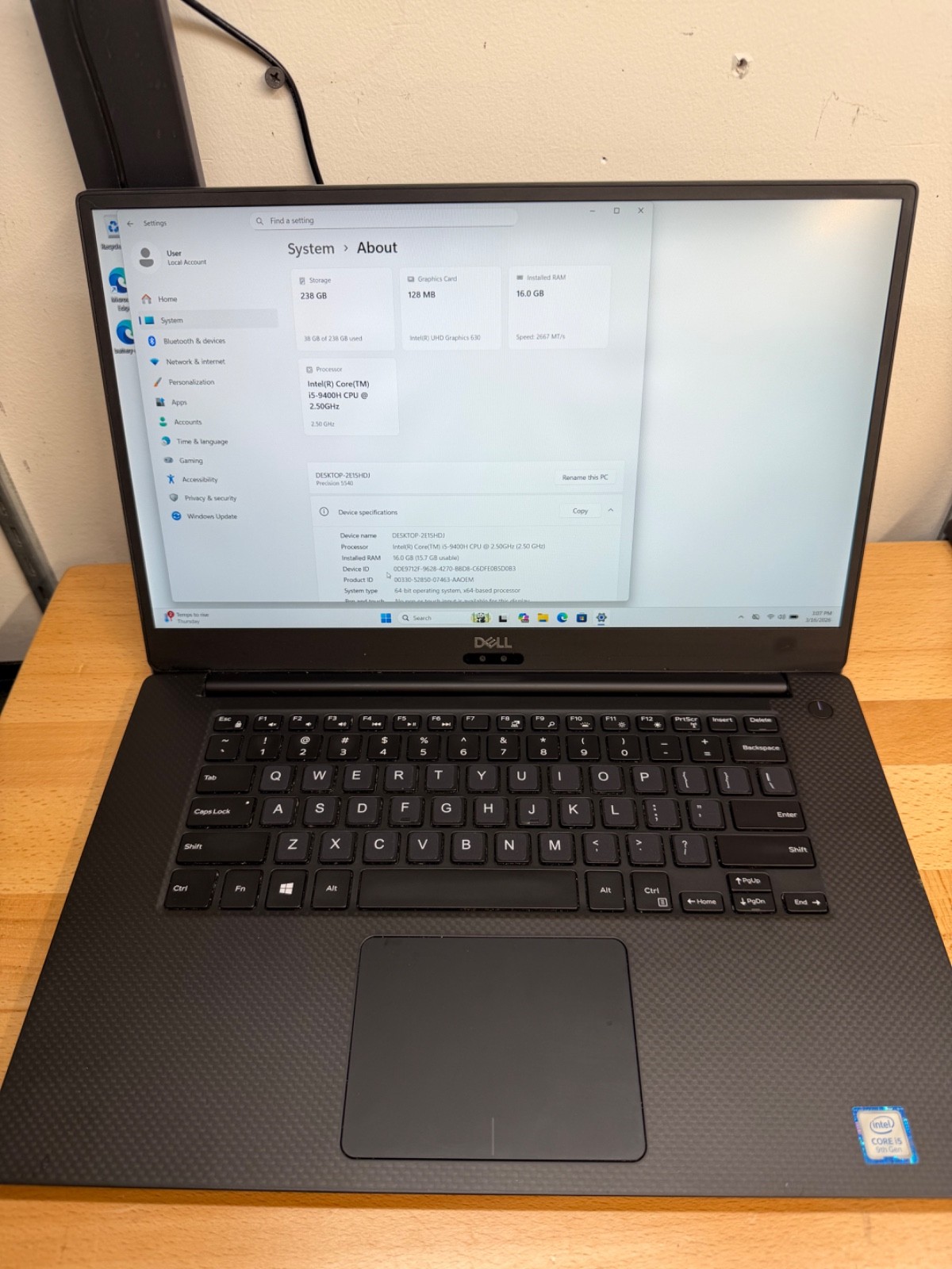 Dell Precision 5540 15.6″ Laptop: Intel Core i5-9400H, 16GB RAM, 256GB SSD GUC