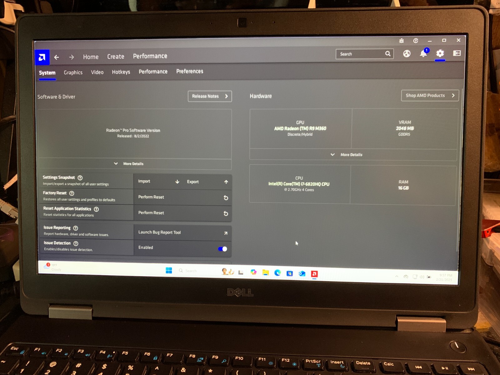 Dell Precision 3510, i7-6820HQ, 12GB-128 NVMe+128GB, AMD R9 M360 Windows 11 Pro