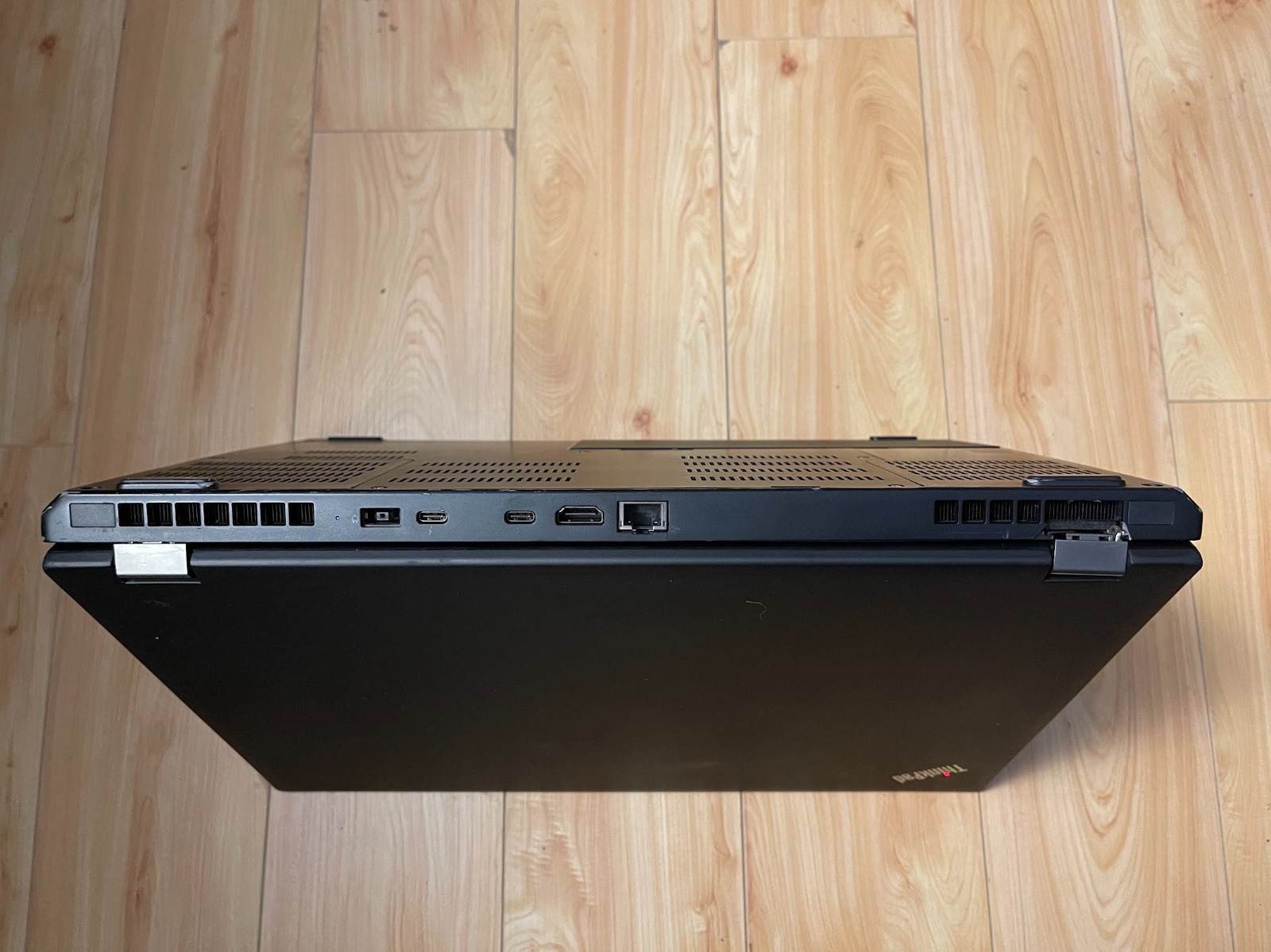 Lenovo ThinkPad P52 15.6″ 1920×1080 FHD Xeon E-2176M 32GB 1TB P2000 Wi-Fi 6E