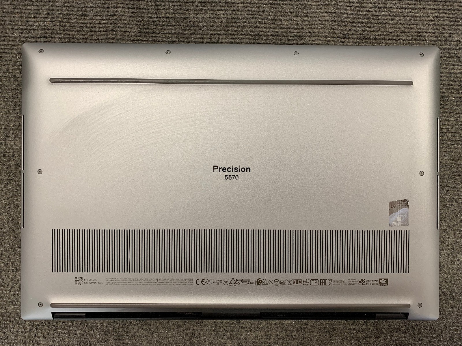 Dell Precision 5570 15.6″ Laptop i7-12700H, No RAM/Storage, Remote Managed