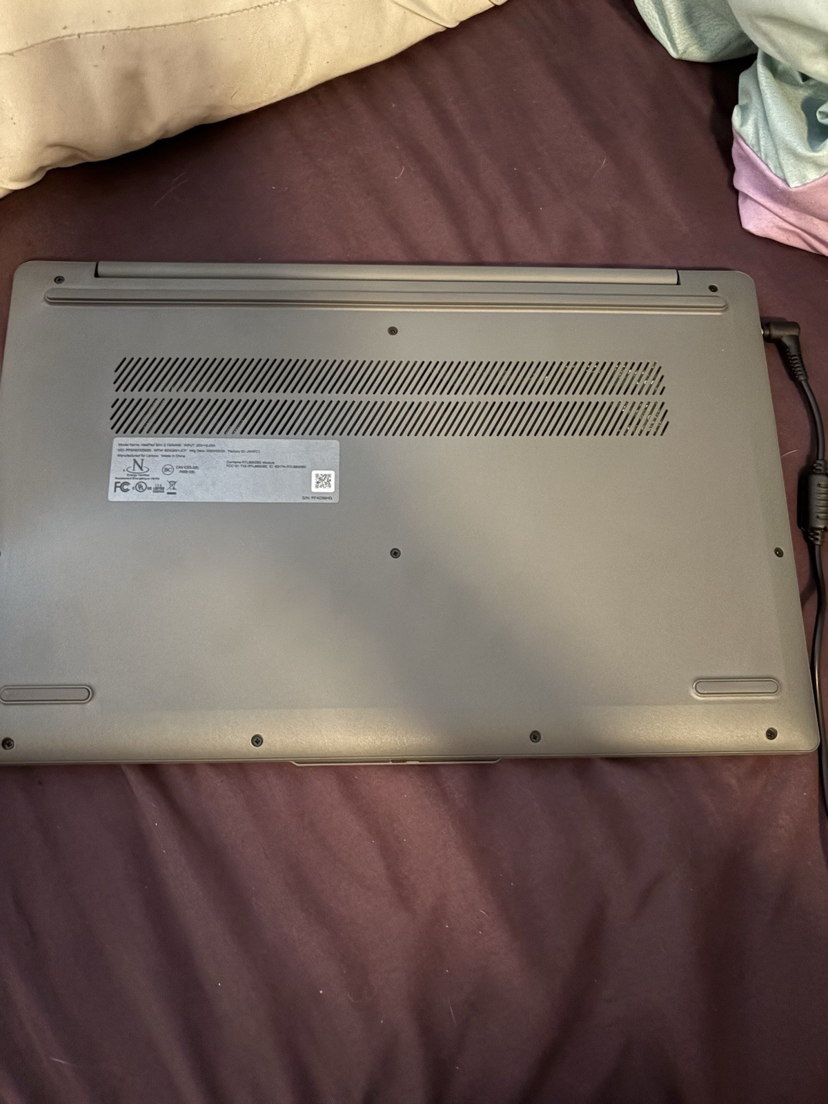 Lenovo IdeaPad Slim 3 15AMN8 15.6″ Laptop
