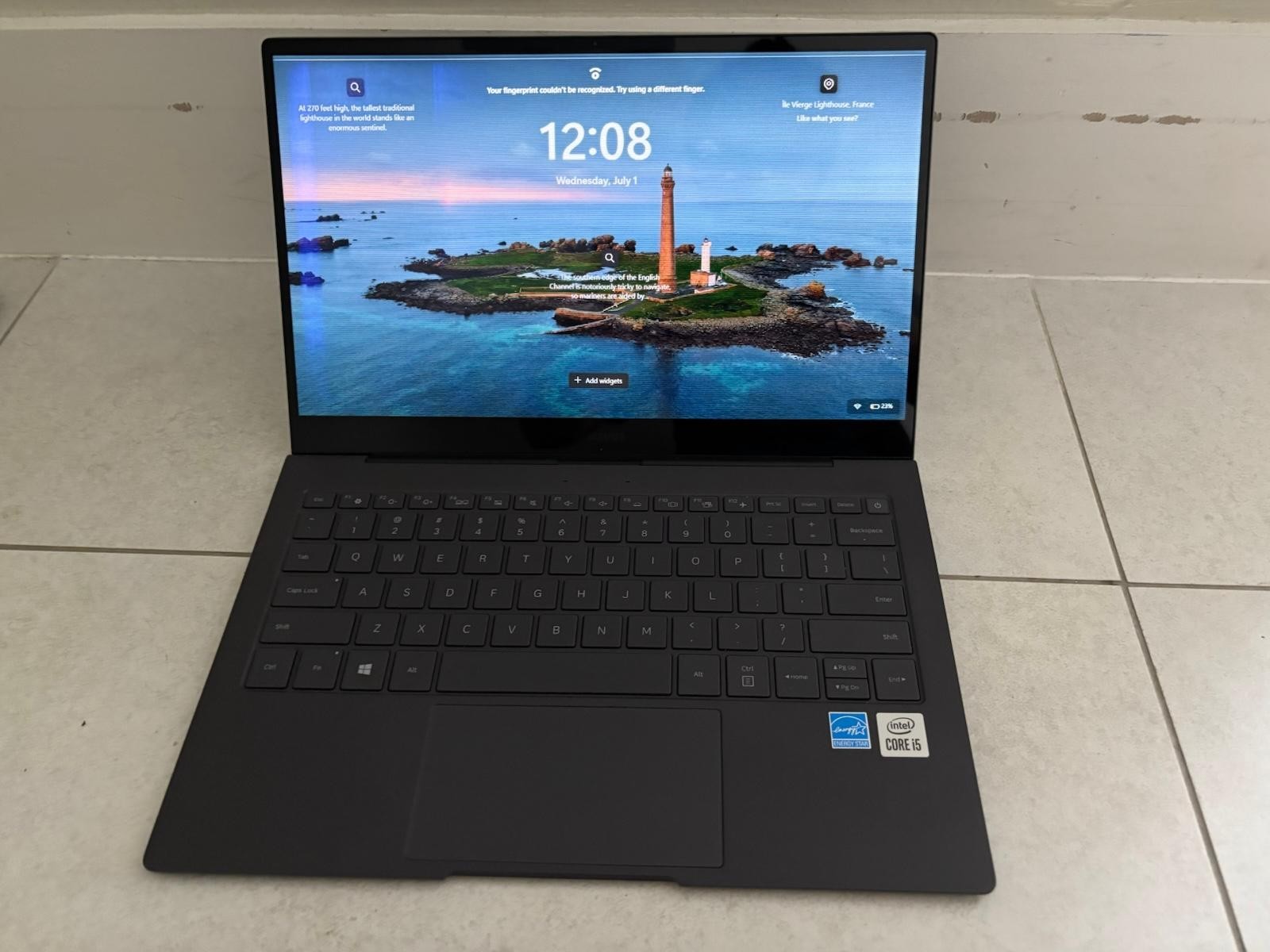 Samsung Galaxy Book S (i5/256GB) – Mercury Gray 12″ Damaged Screen