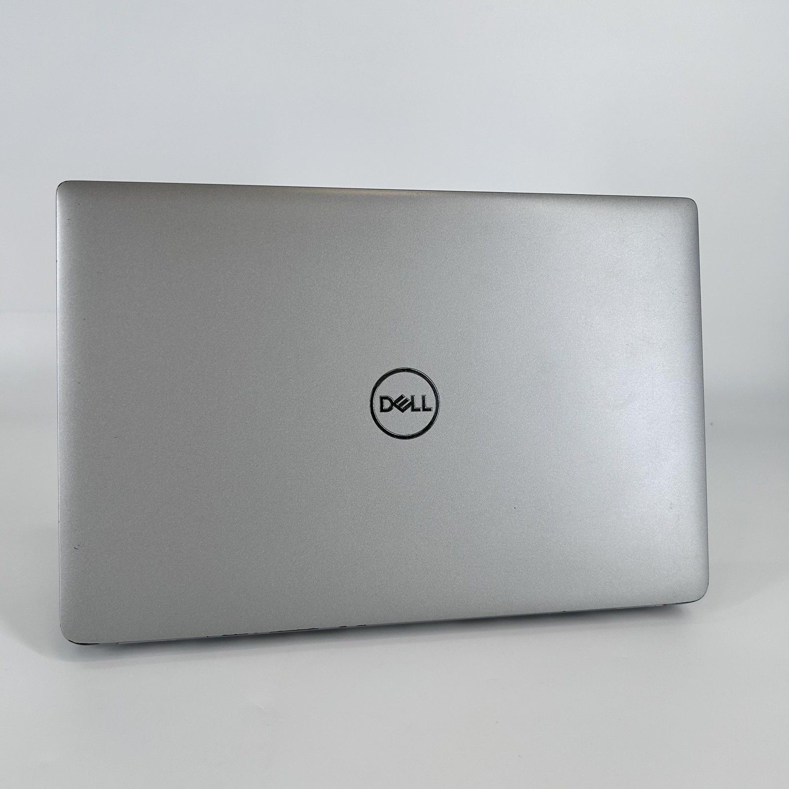Dell Latitude 5440 14 Gray FHD 1.8 GHz i7-1365U 16GB 512GB SSD Good – WORN KEY