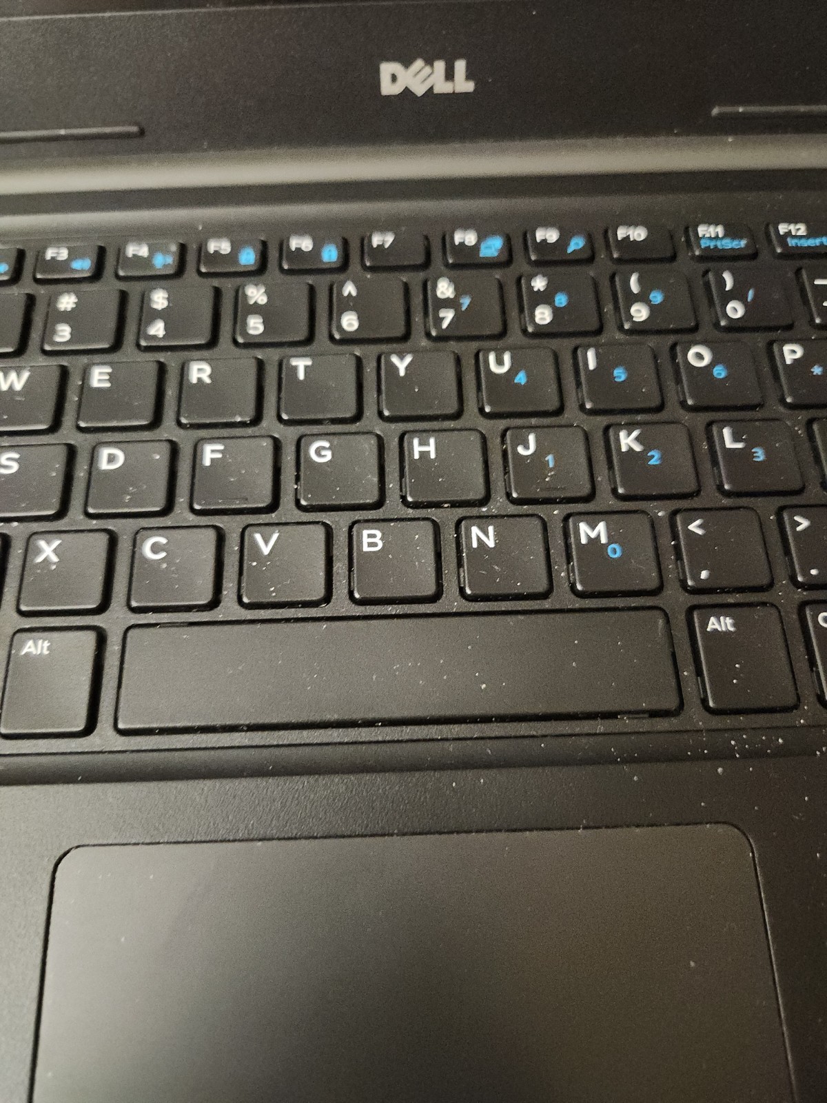 Dell Latitude 3380 13.3 inch (128GB, Intel Core i3 6th Gen., 2GHz, 4GB)…