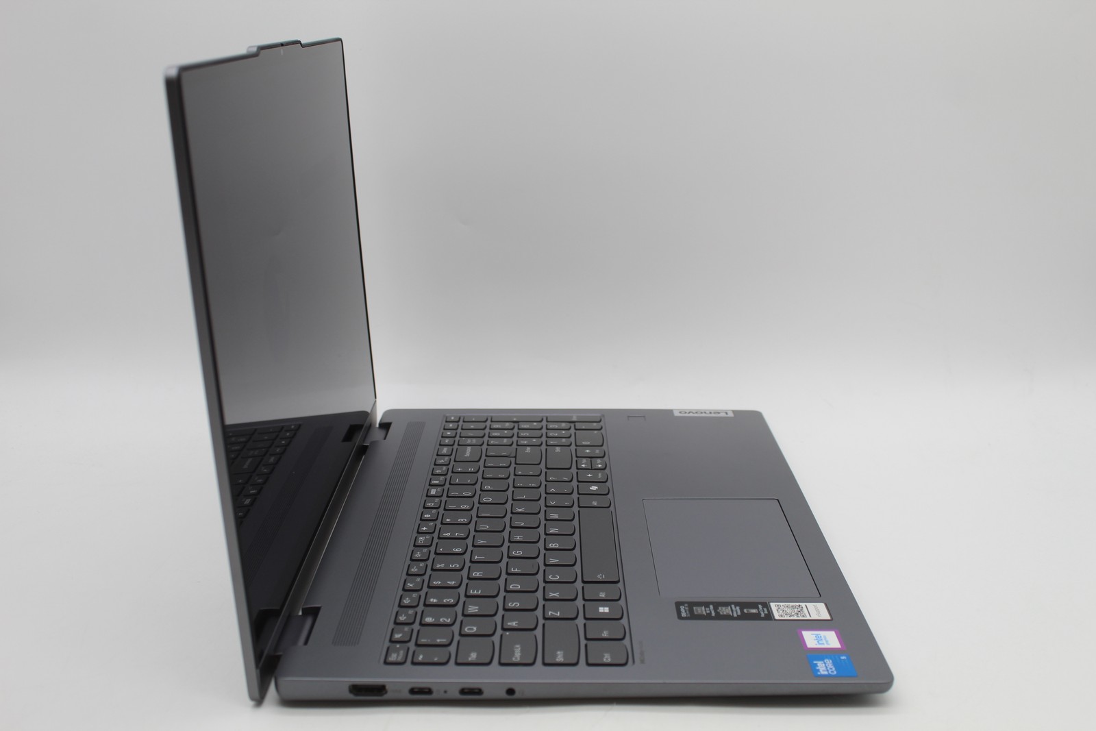 Lenovo IdeaPad 5 16″ Touch Intel Core 5 120U 1.4GHz 16GB 512GB SSD PC1744670