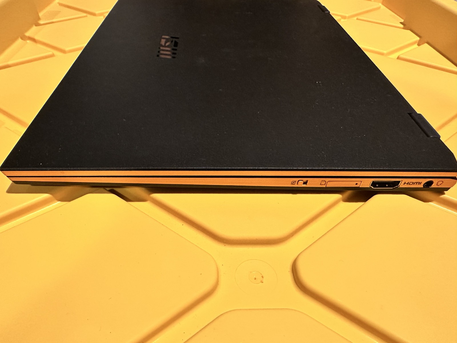 MSI Summit E13 Flip Evo A12MT | 1TB NVMe | i7-1280P | 16GB LPDDR5 | Win 11