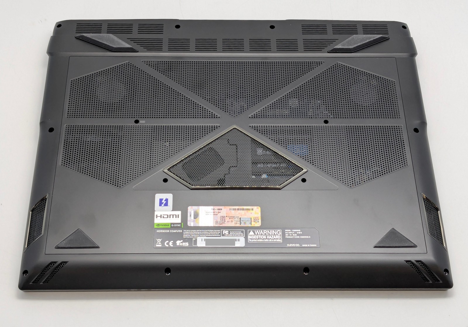 Clevo X580WNS 18″ Ultra 9 275HX 96GB DDR5 1TB SSD NVIDIA GeForce RTX 5080 W11H